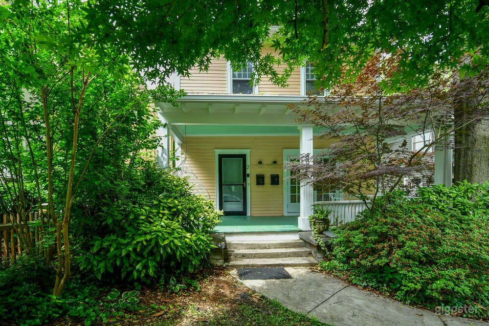 Fern | Curated Furnished Rental Apartment Photo 3