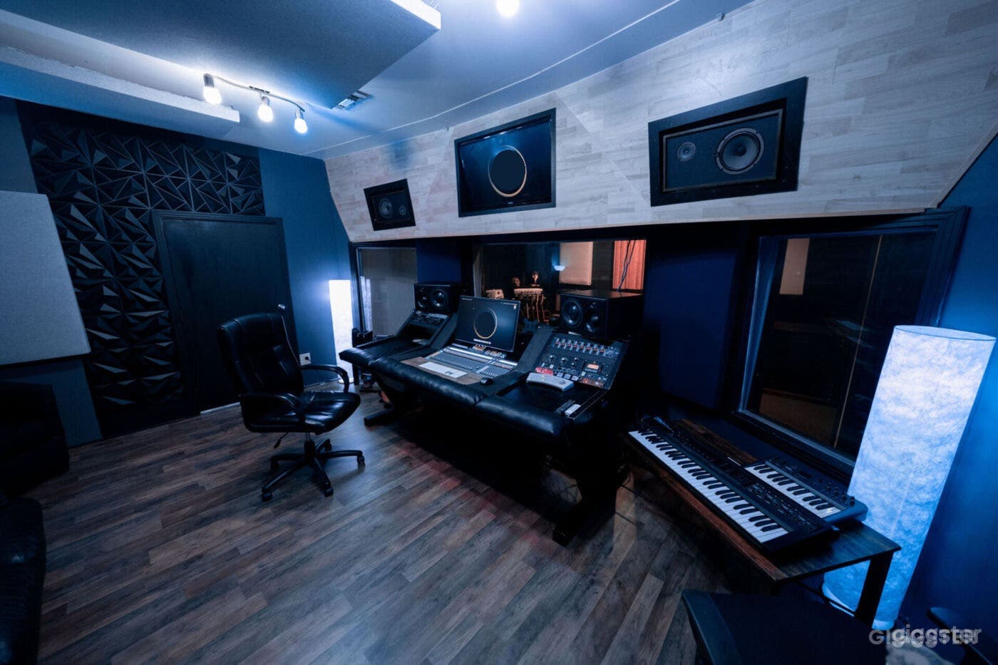 Bring your music to life | Recording Studio Photo 1