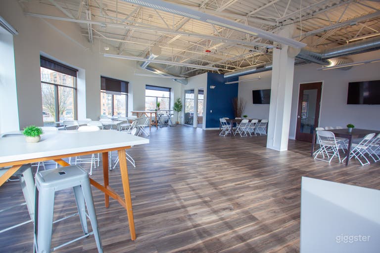  Distinctive Event Space 