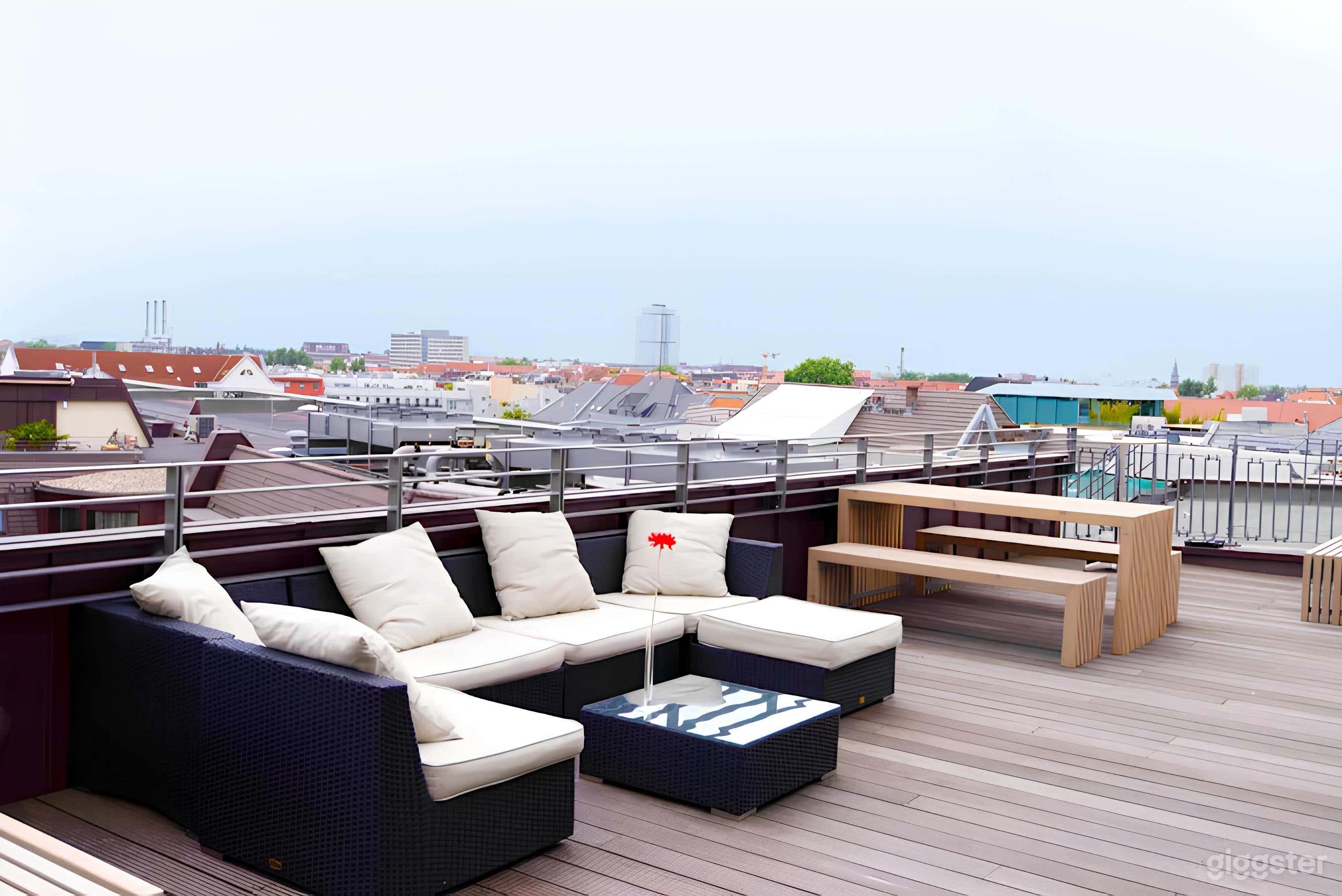 Exklusive Event Spaces mit Dachterrasse, Lounge & Konferenzr Foto 3