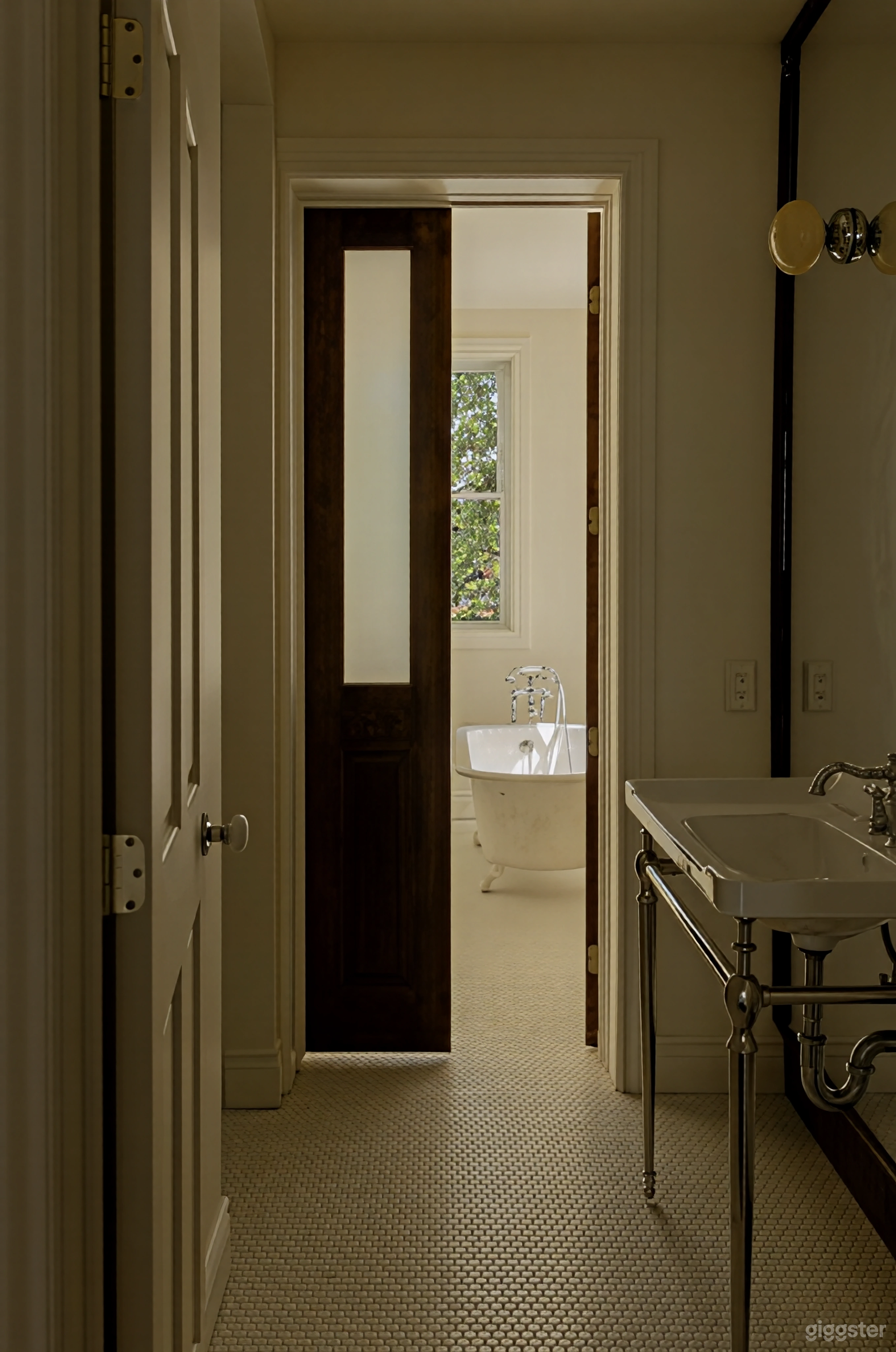 Charming Vintage Home with Natural Light Photo 1