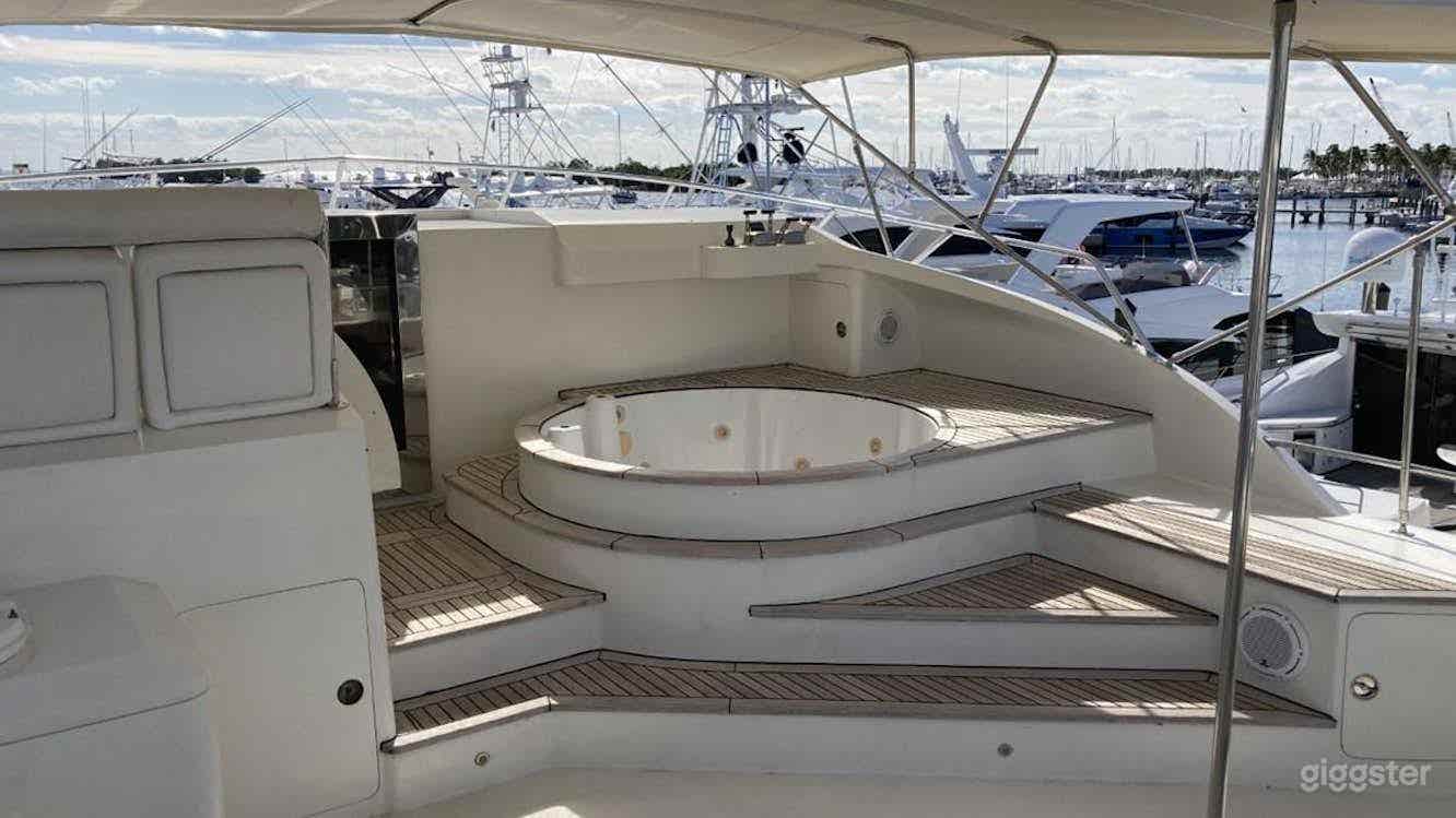 The Stunning 120' Evolve Yacht   Photo 2