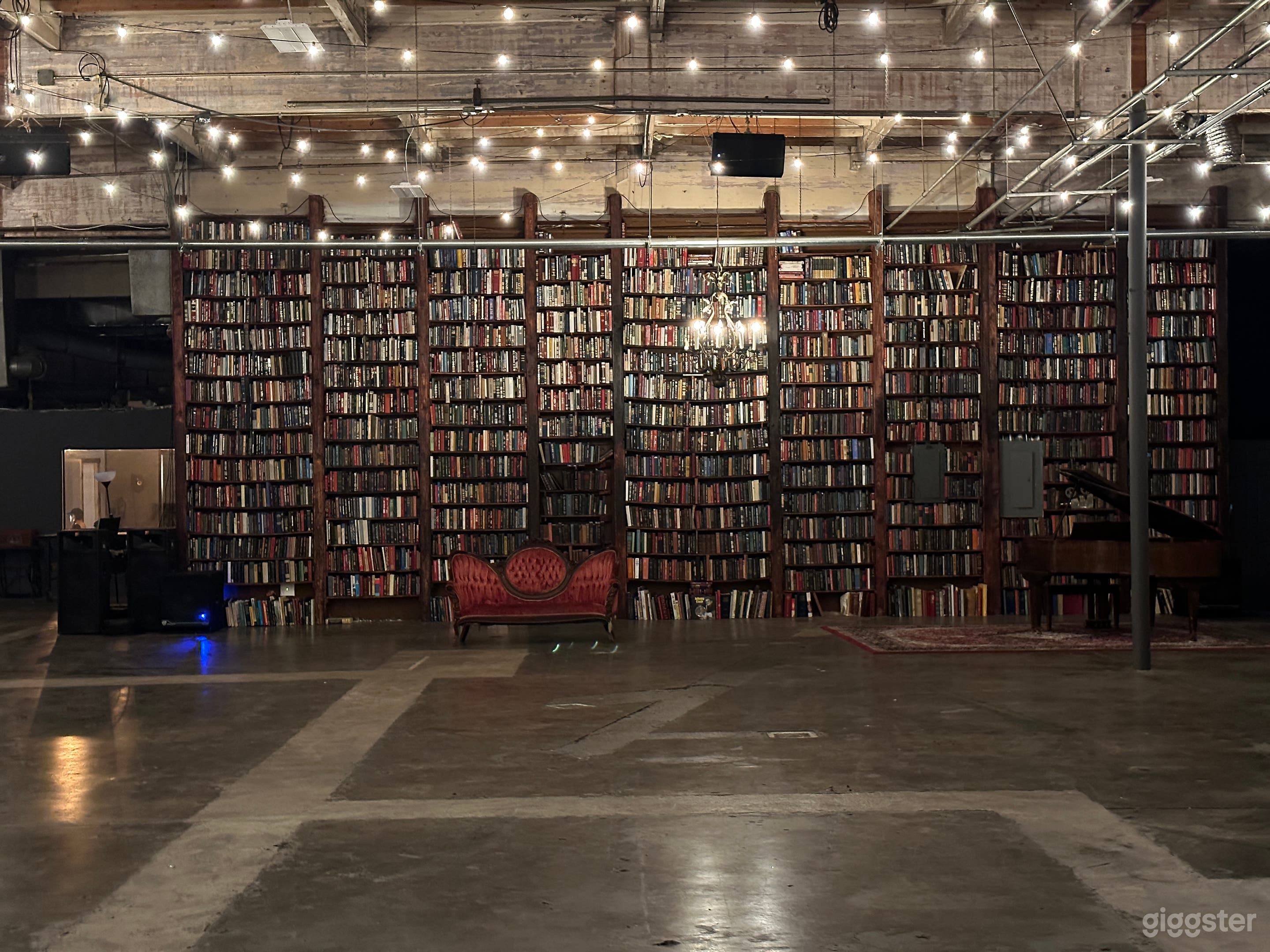 30,000 Sq Ft 24-hour Production Studio DTLA Photo 1