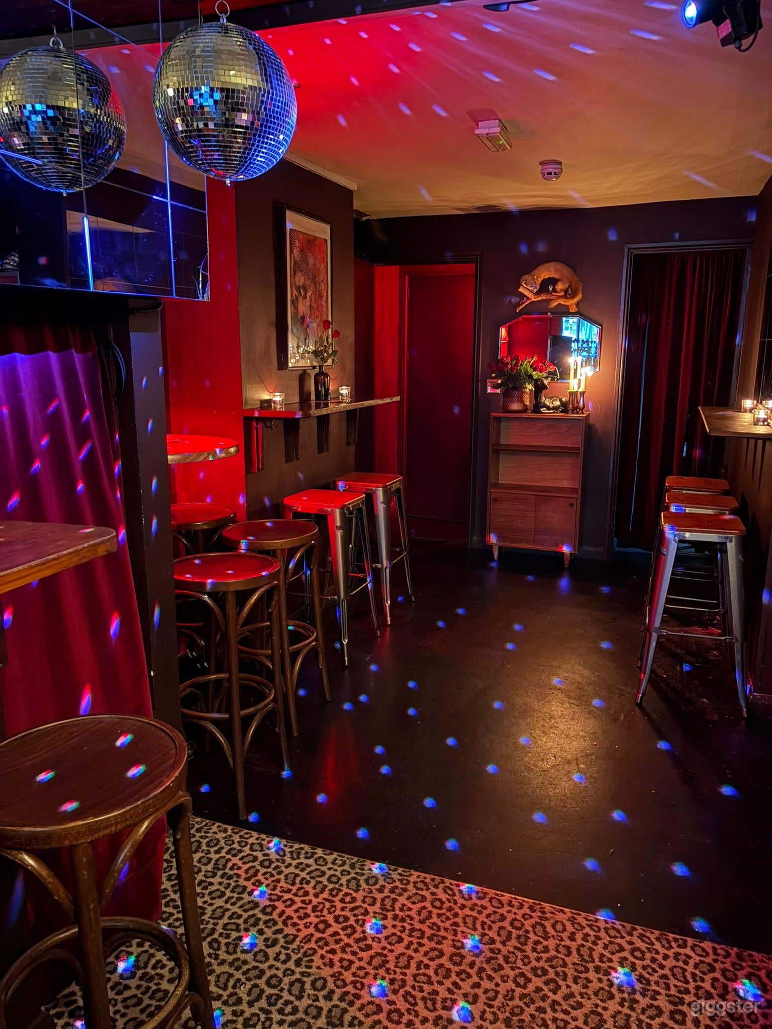 Hackney Central Bar For Filming/Events Photo 3