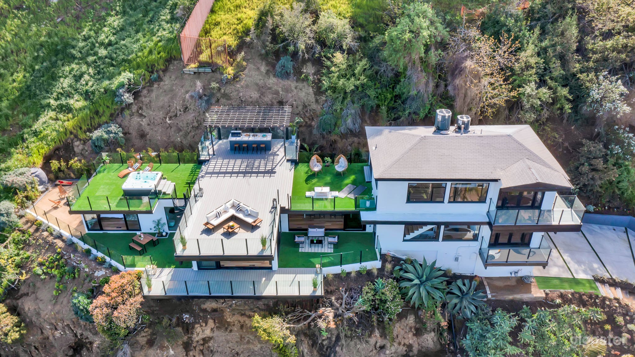 Stunning Mansion w/ Hollywood Sign Views &amp; Rooftop Photo 1