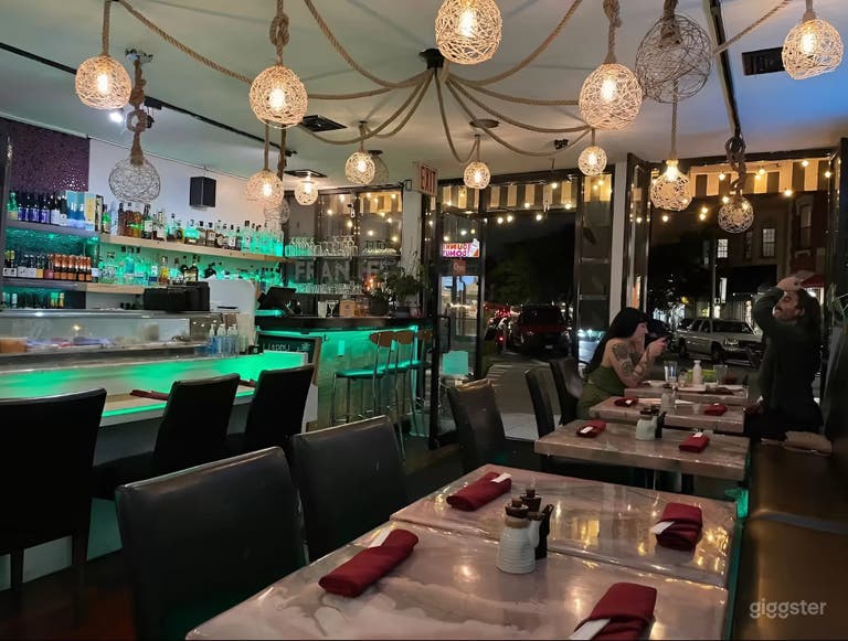  Warm and Vibrant Space for Memorable Dining Experiences 