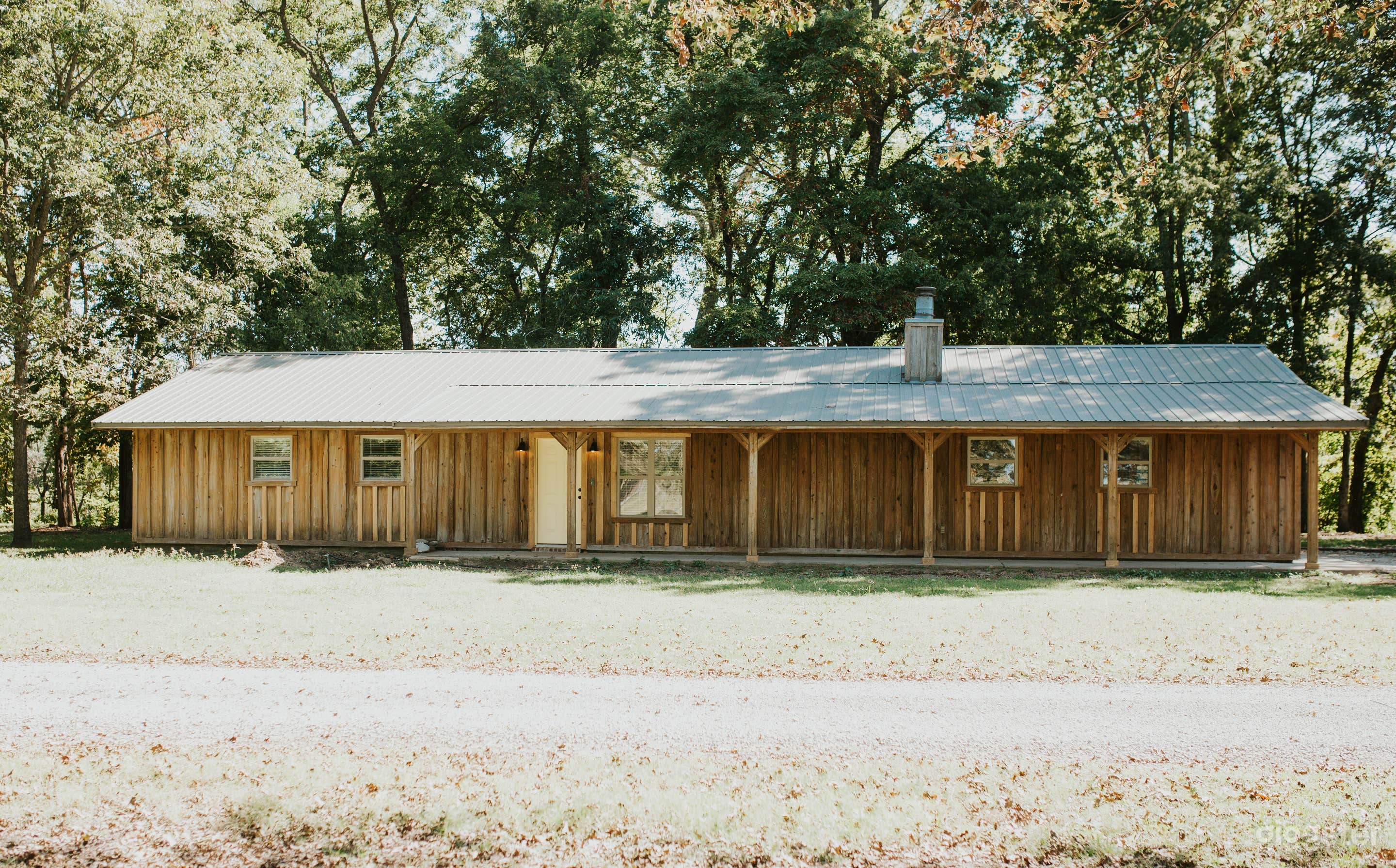 Getaway on Banks of St Francis River Photo 1