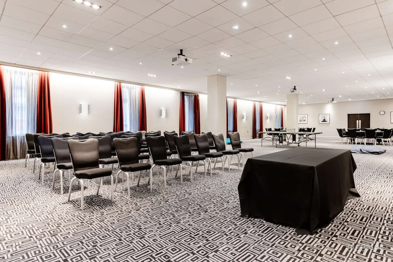  The St. Giles Room 