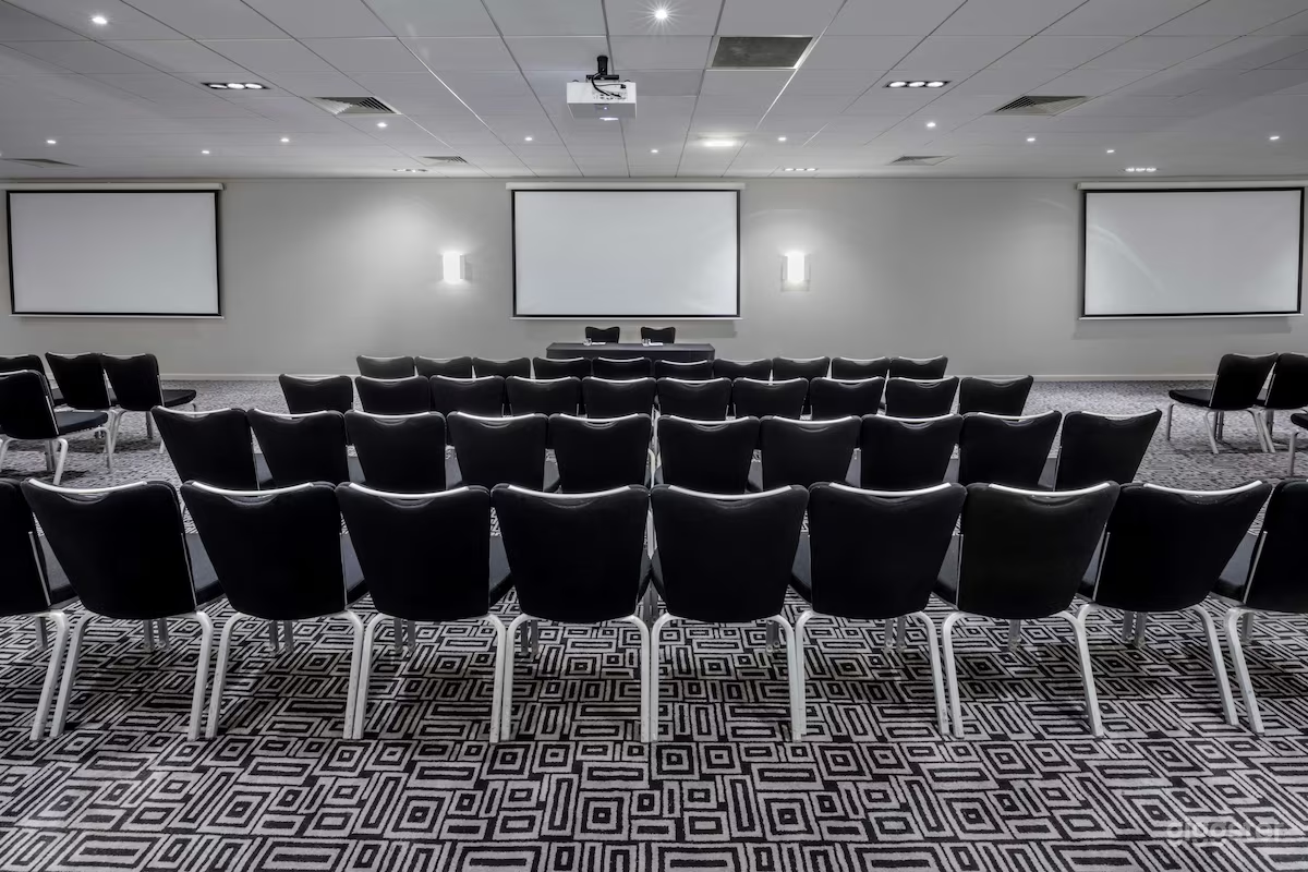 The St. Giles Room Photo 2