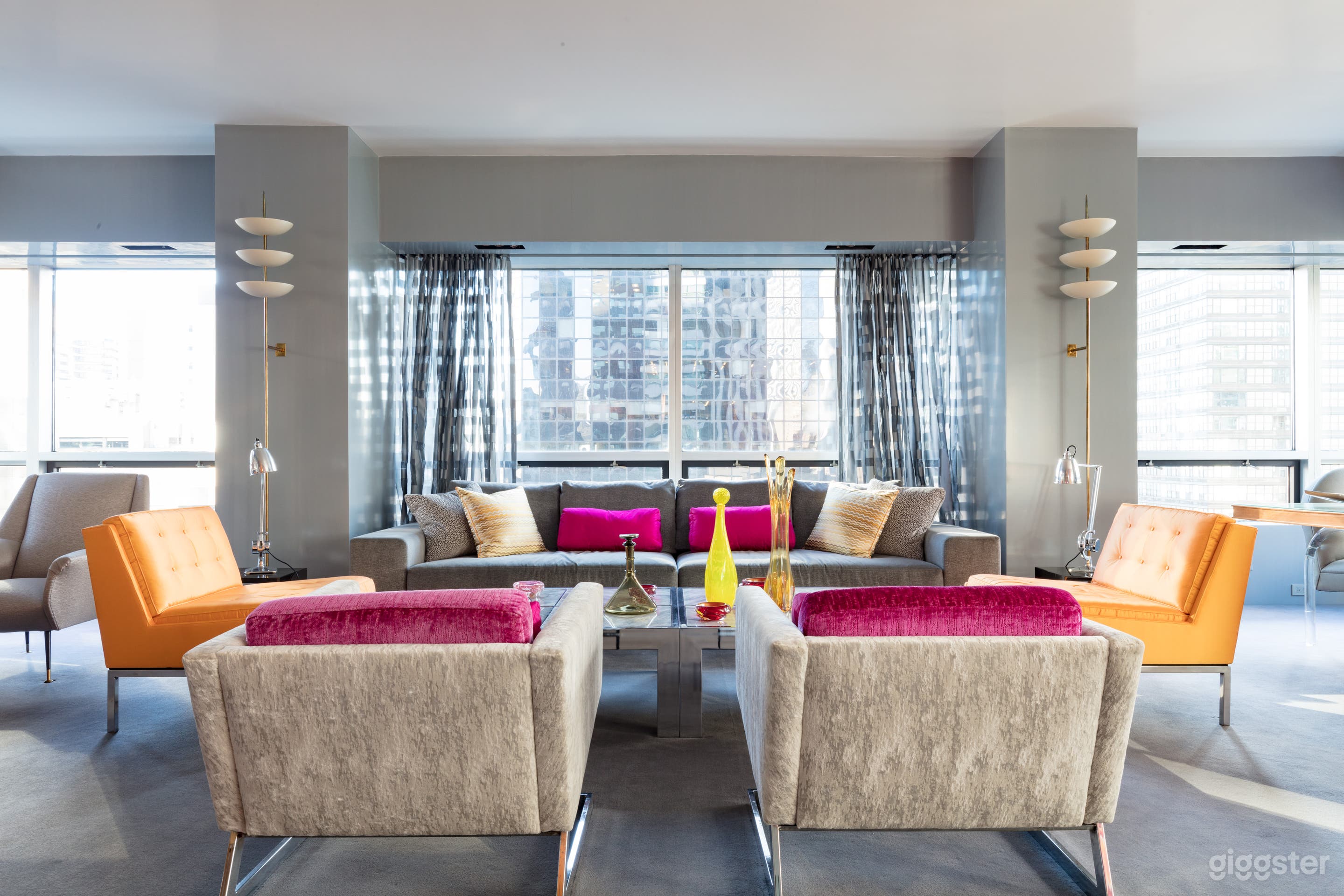 High End Luxury Apartment in NY Photo 2