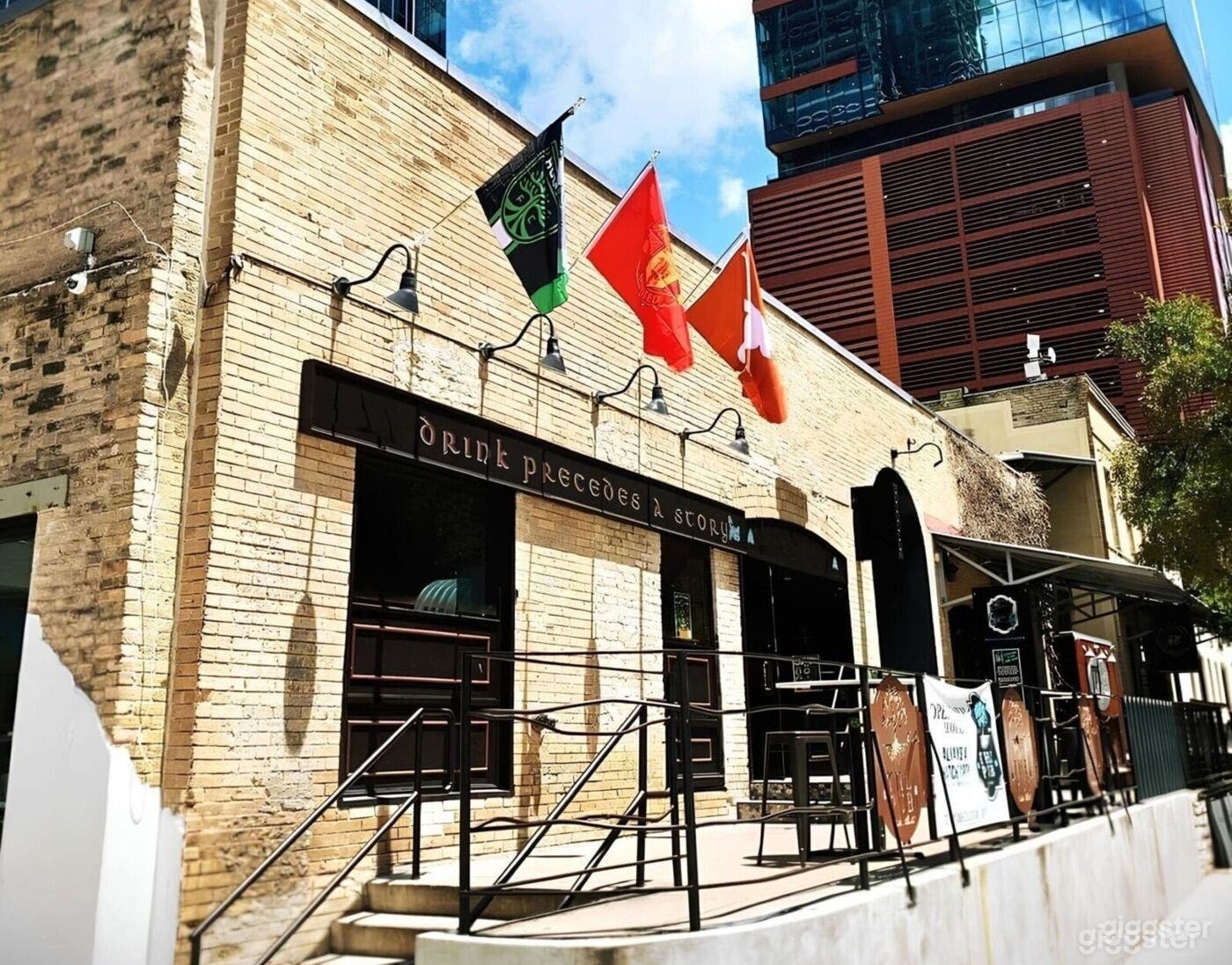  Rustic Sports Bar &amp; Urban Patio (Buyout) Photo 1