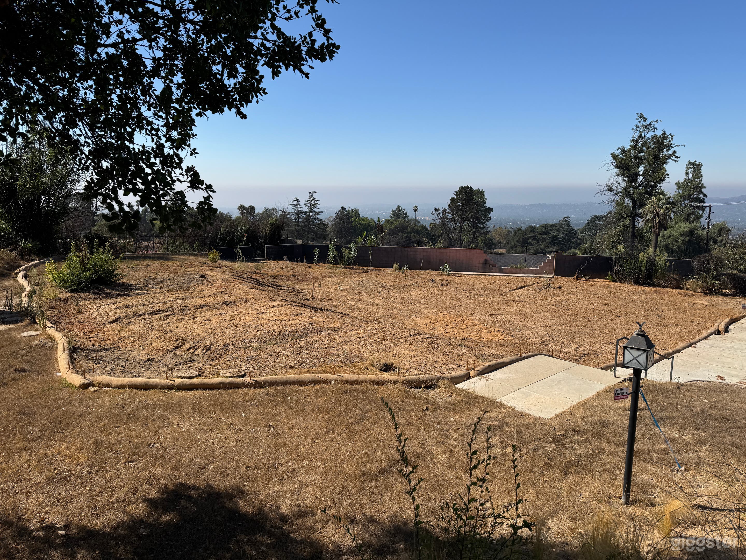 Altadena 12,000 Sq Ft Open Lot Photo 1