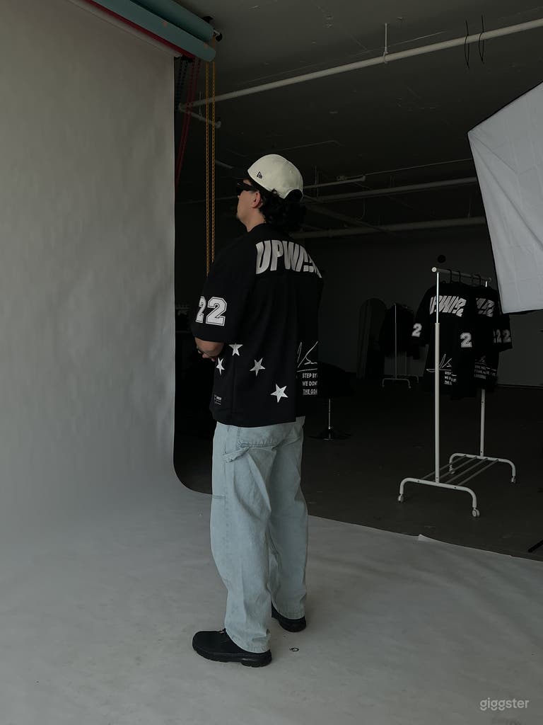  All-in-one Creative Studio for brands and creators 