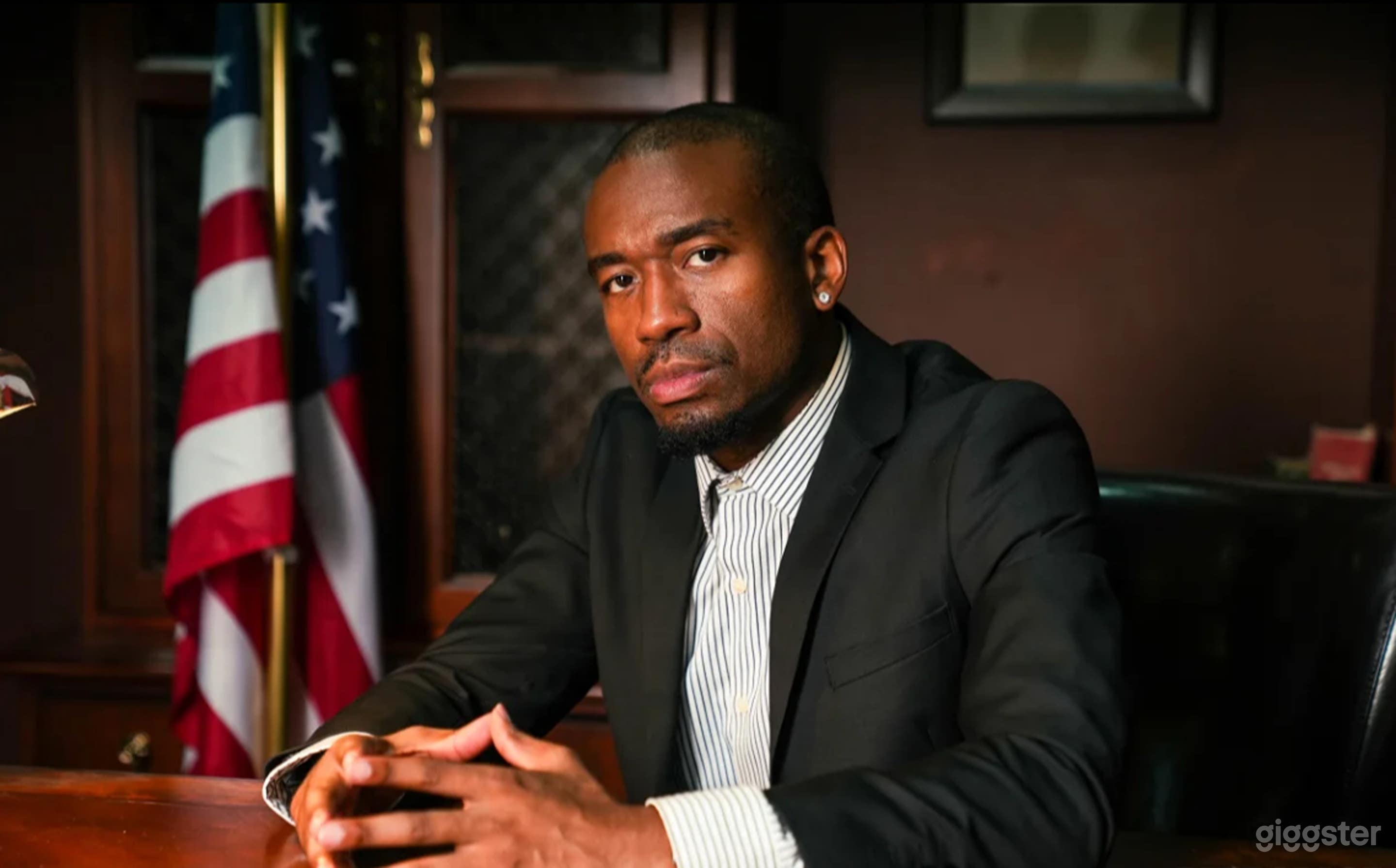 Multi Set Content Studio With Lighting Equipment Photo 3