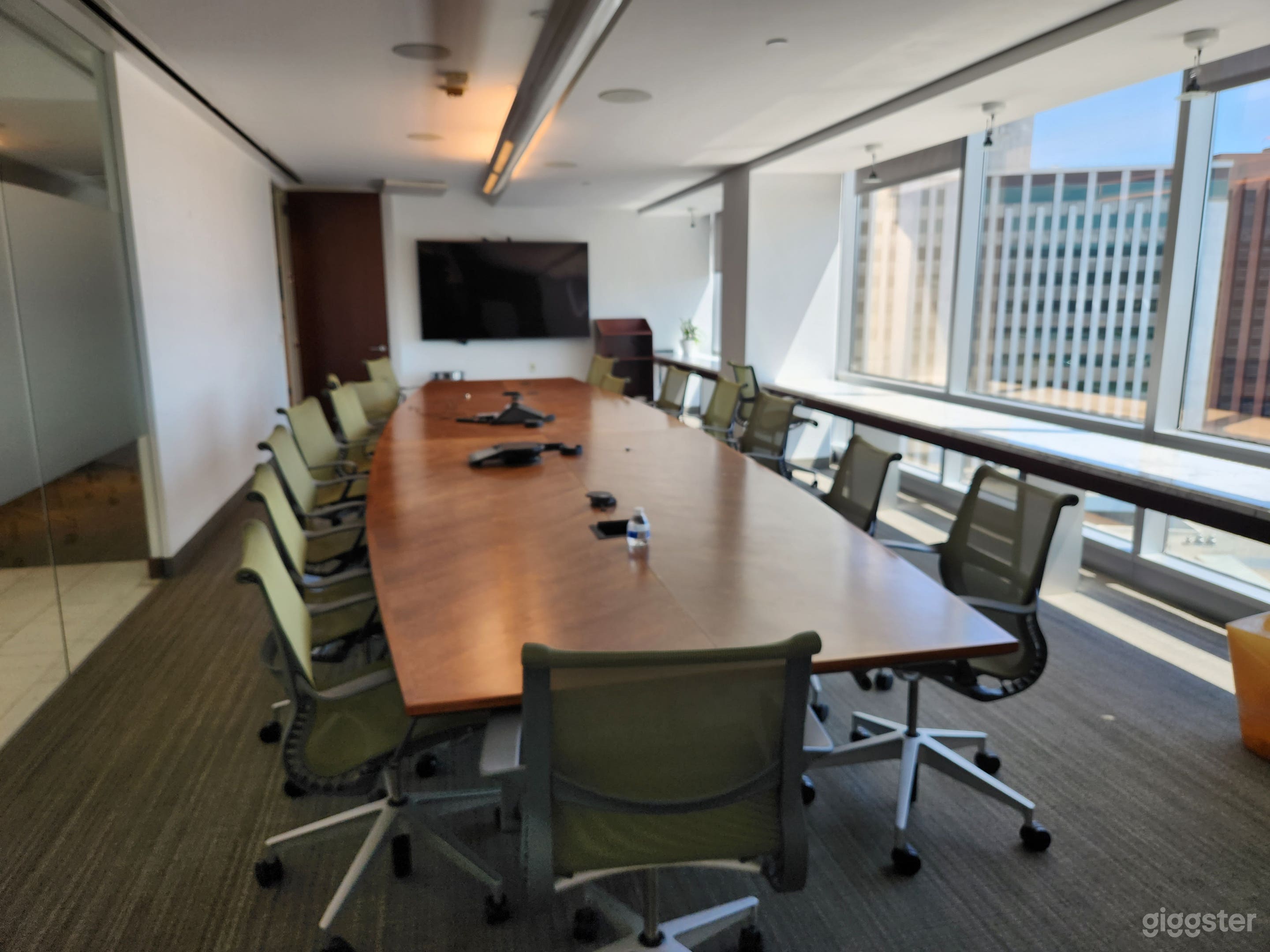 Amazing view, huge office space in central  location Photo 3