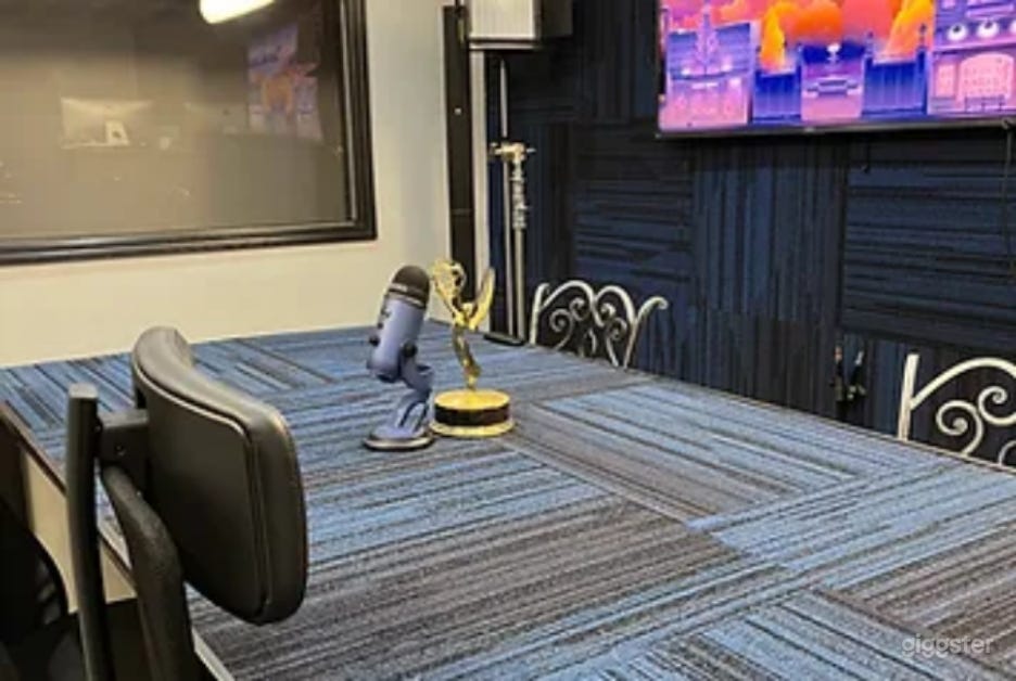 Intimate Podcast Room Photo 1