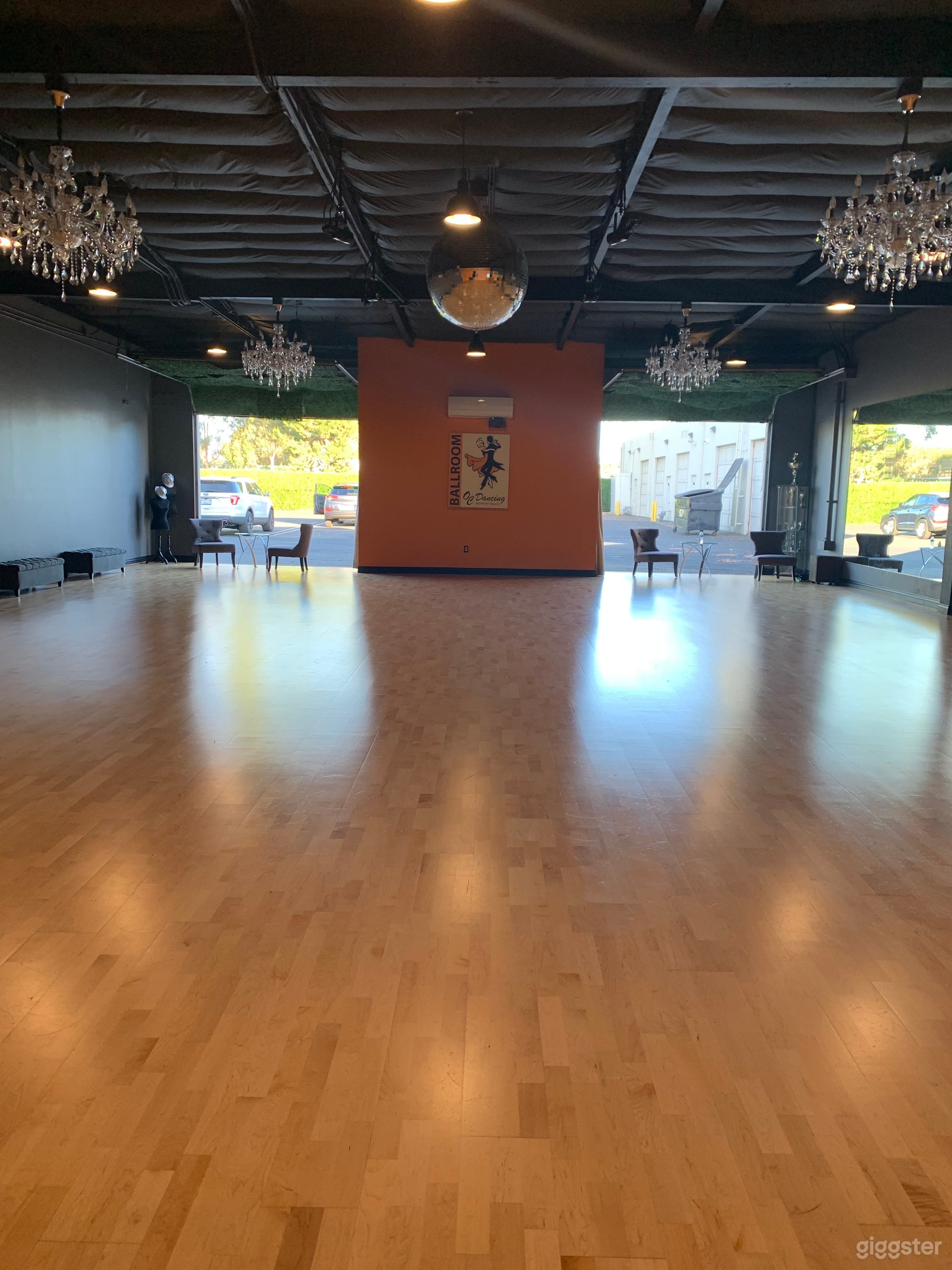 Stylish, Spacious Dance Studio and Event Space in Irvine  Photo 1