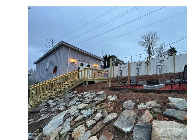  Intimate Black Box Theatre! 