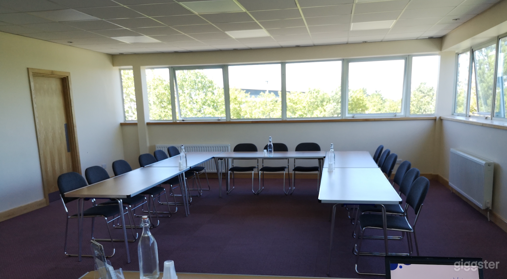 Nightingale Room with Great Natural Light Photo 1