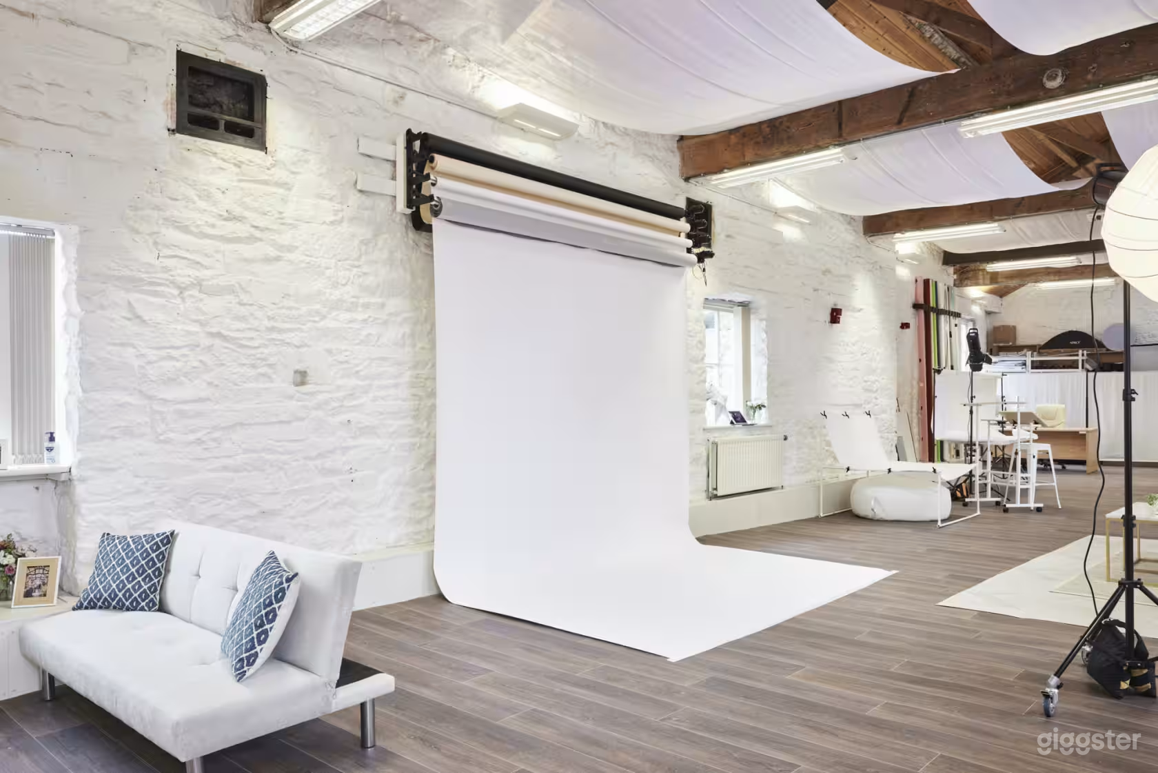 Content &amp; Photography Studio Photo 3