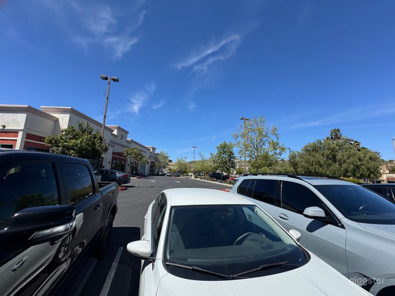  Modern Hospital, lobby, exam rooms 