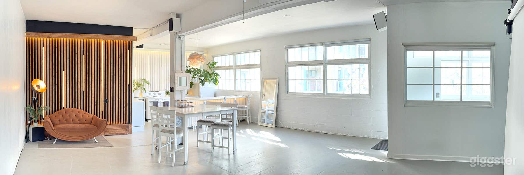 Beautiful natural light NYC'esque studio! Downtown Vancouver Photo 2