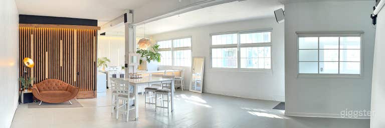  Hermoso estudio con luz natural al estilo NYC en el centro de Vancouver! 