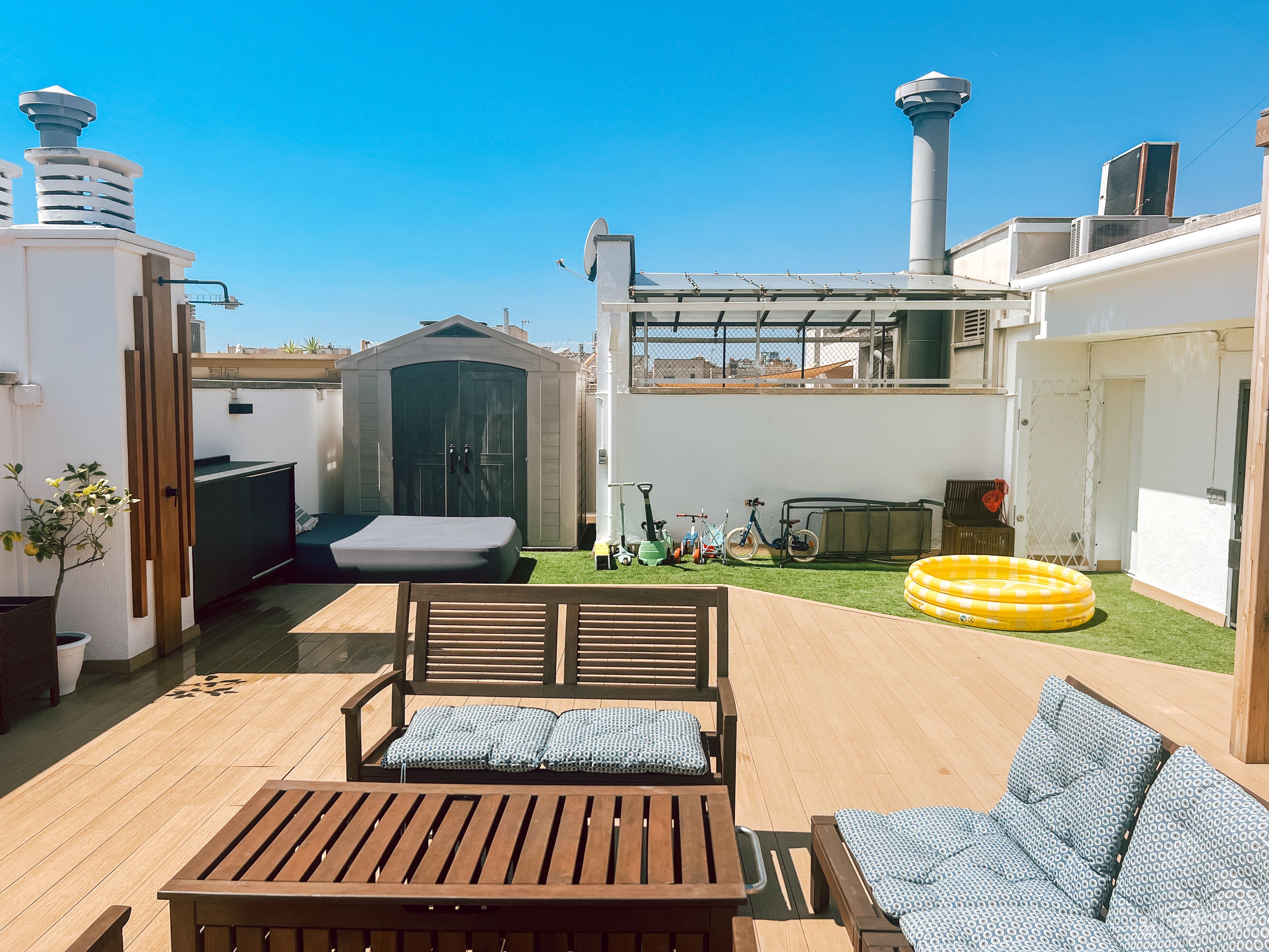 Terraza en la azotea de 130 m² con vistas a la Sagrada Familia Foto 3