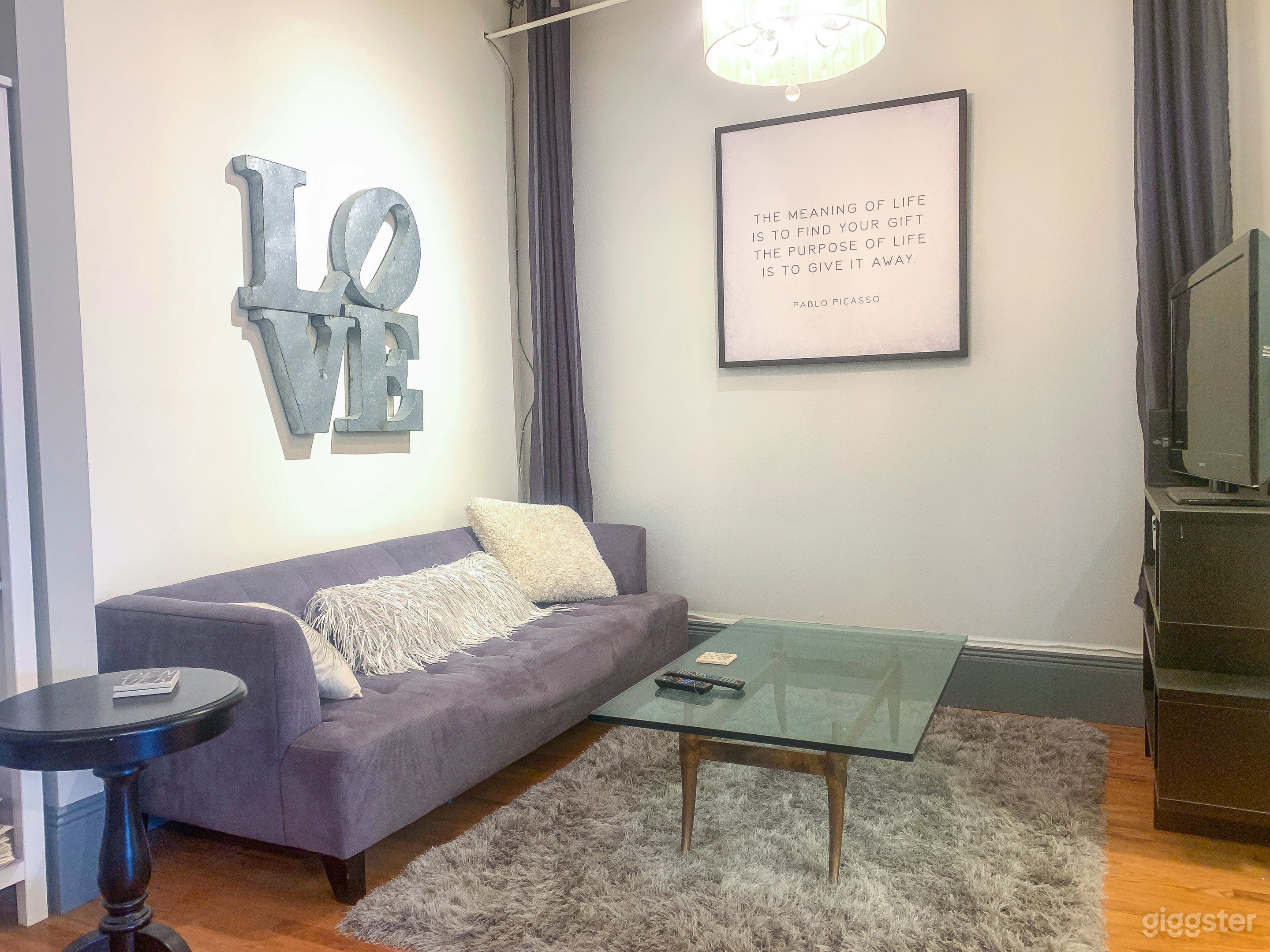 Stylish Studio in the heart of Denver Photo 4