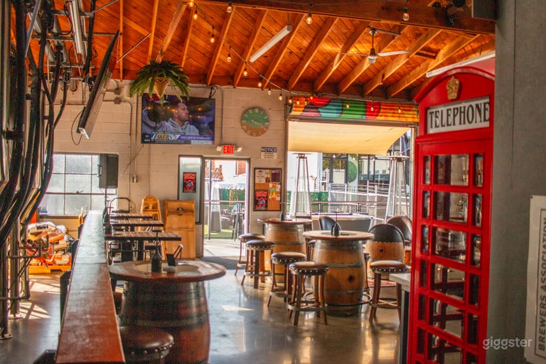  Bar & Brewery with Sunny Outdoor Patio 