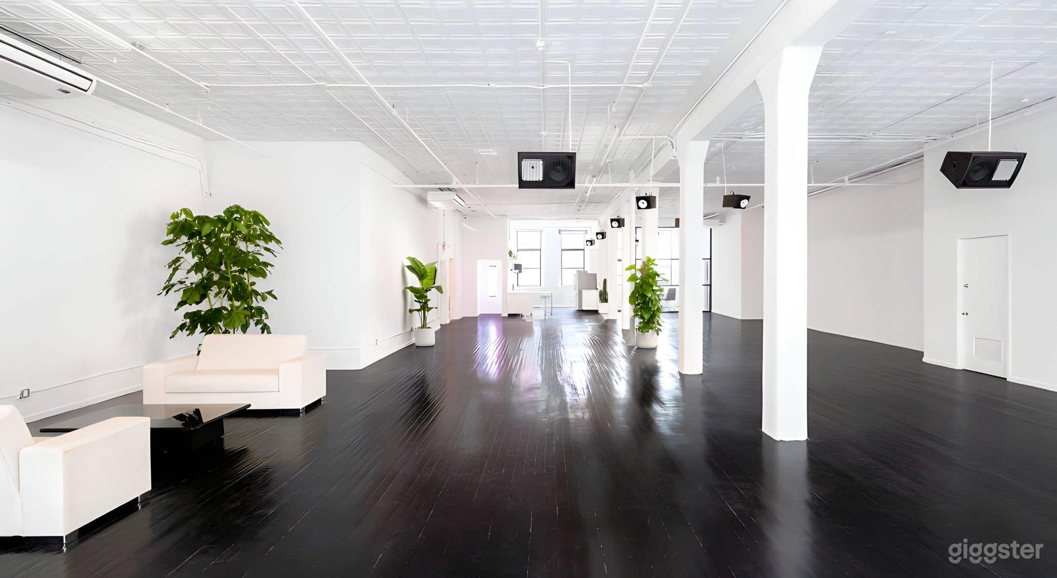 Industrial Chic Event Space Located in Tribeca Photo 4