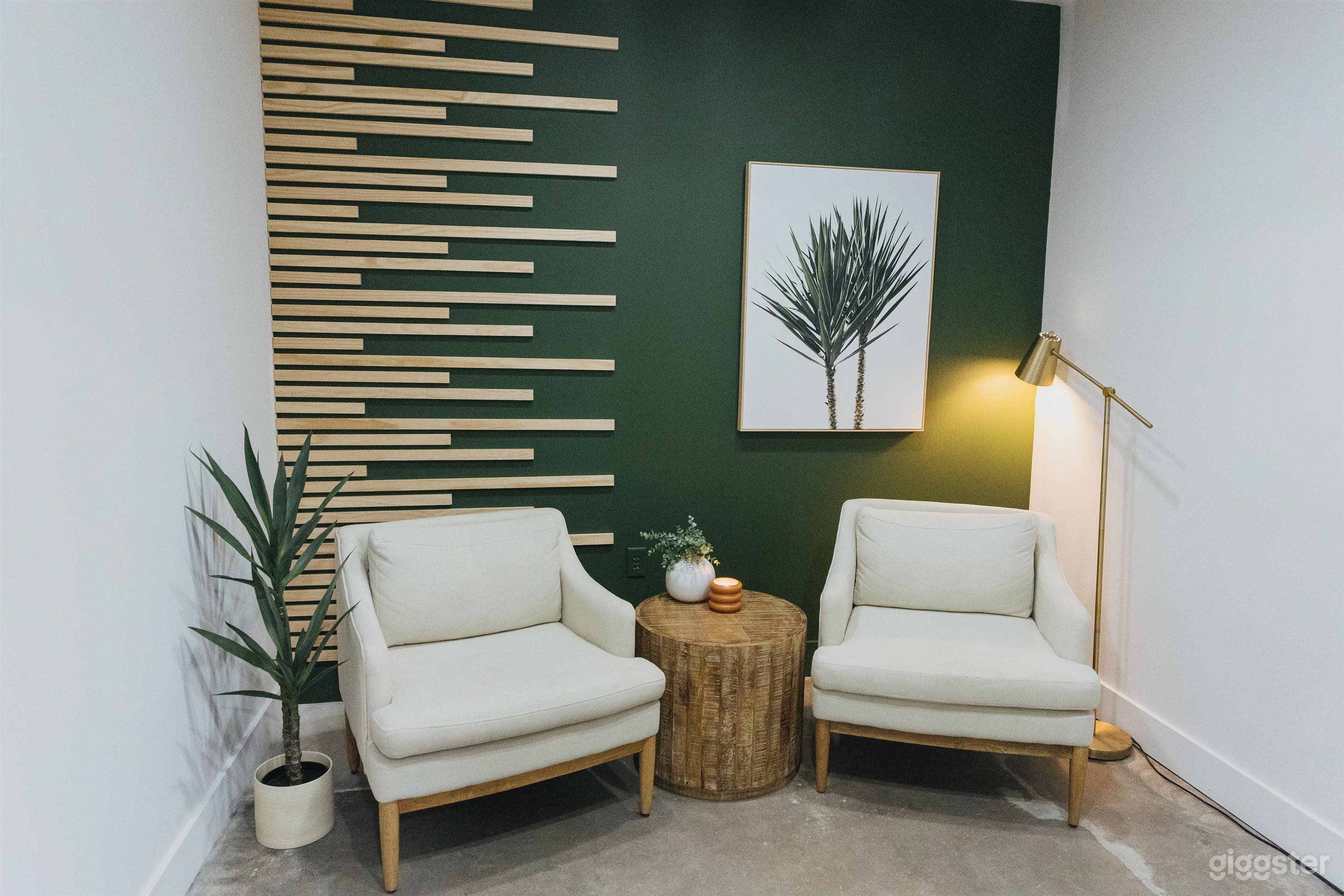 Micro Studio 1 Photo 1