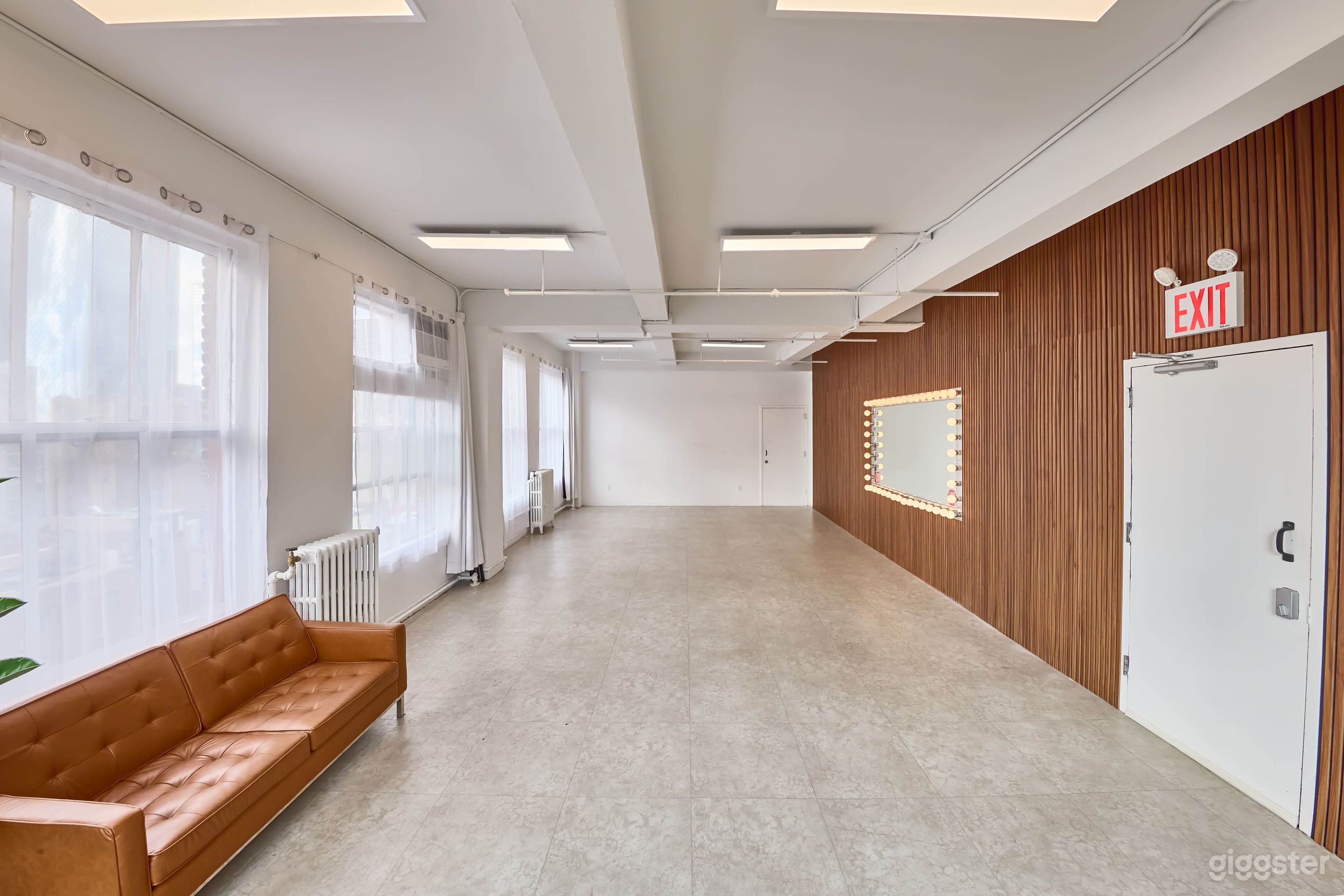 23A Empire State Views Photo Studio NYC Photo 2