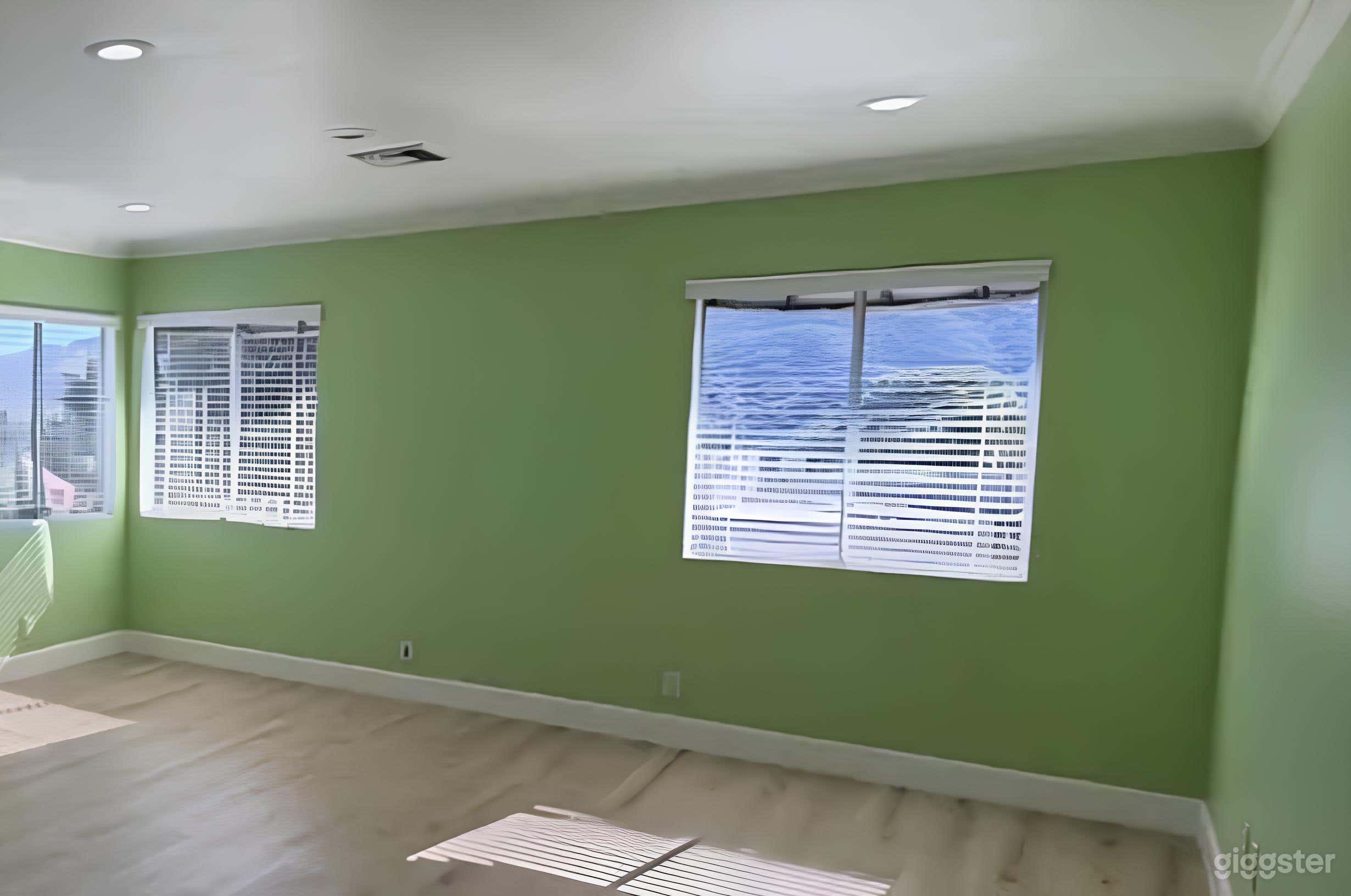 Playful Bright Themed Room Photo 3