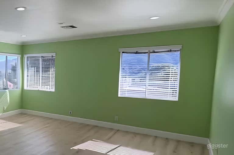  Playful Bright Themed Room 