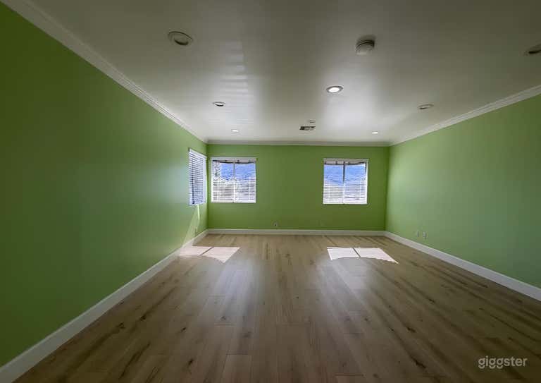  Playful Bright Themed Room 