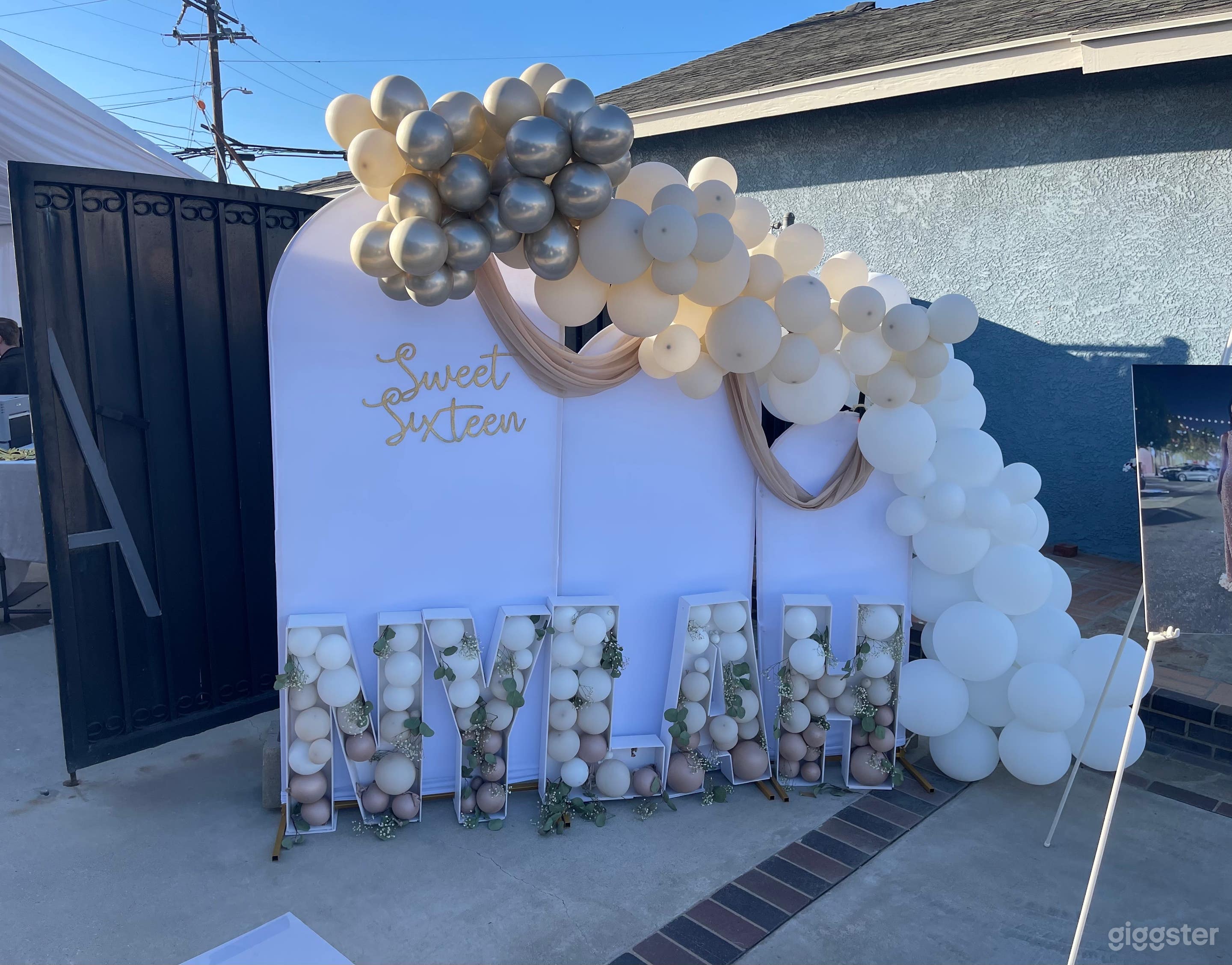 Stunning Outdoor Venue Perfect for Your Next Event Photo 4