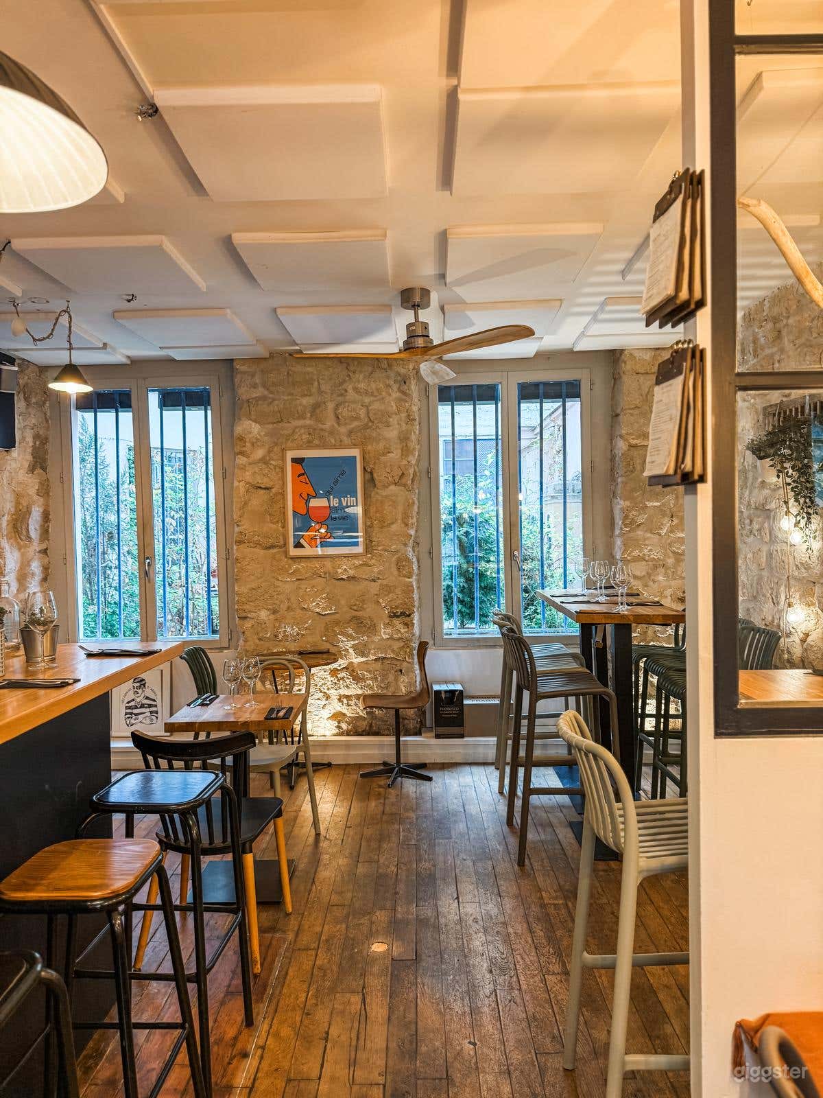 Photo de Authentique bar à vin parisien à Paris 3