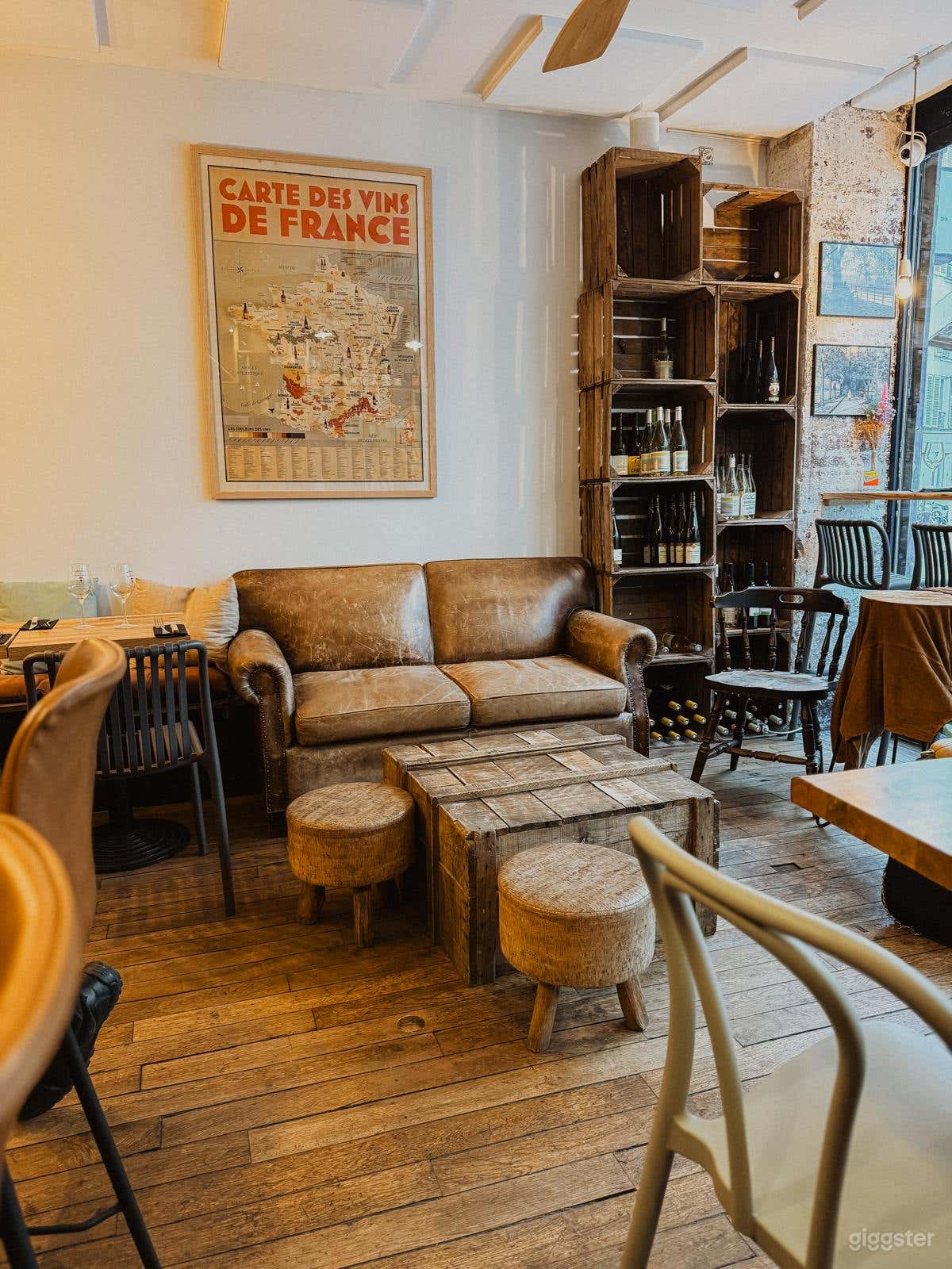 Photo de Authentique bar à vin parisien à Paris 1