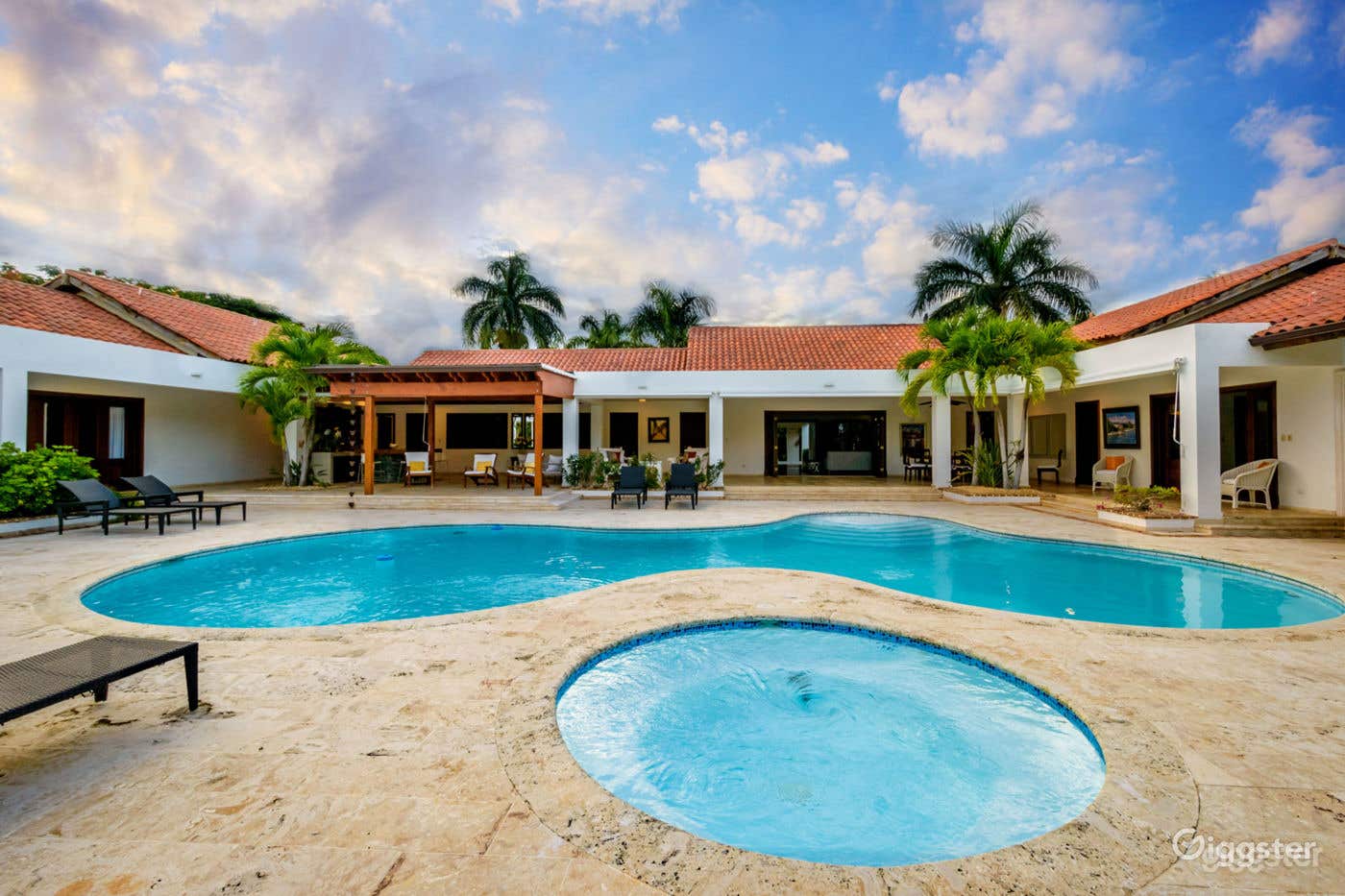 Los Mangos 11A - Swimming Pool Rental Photo 4