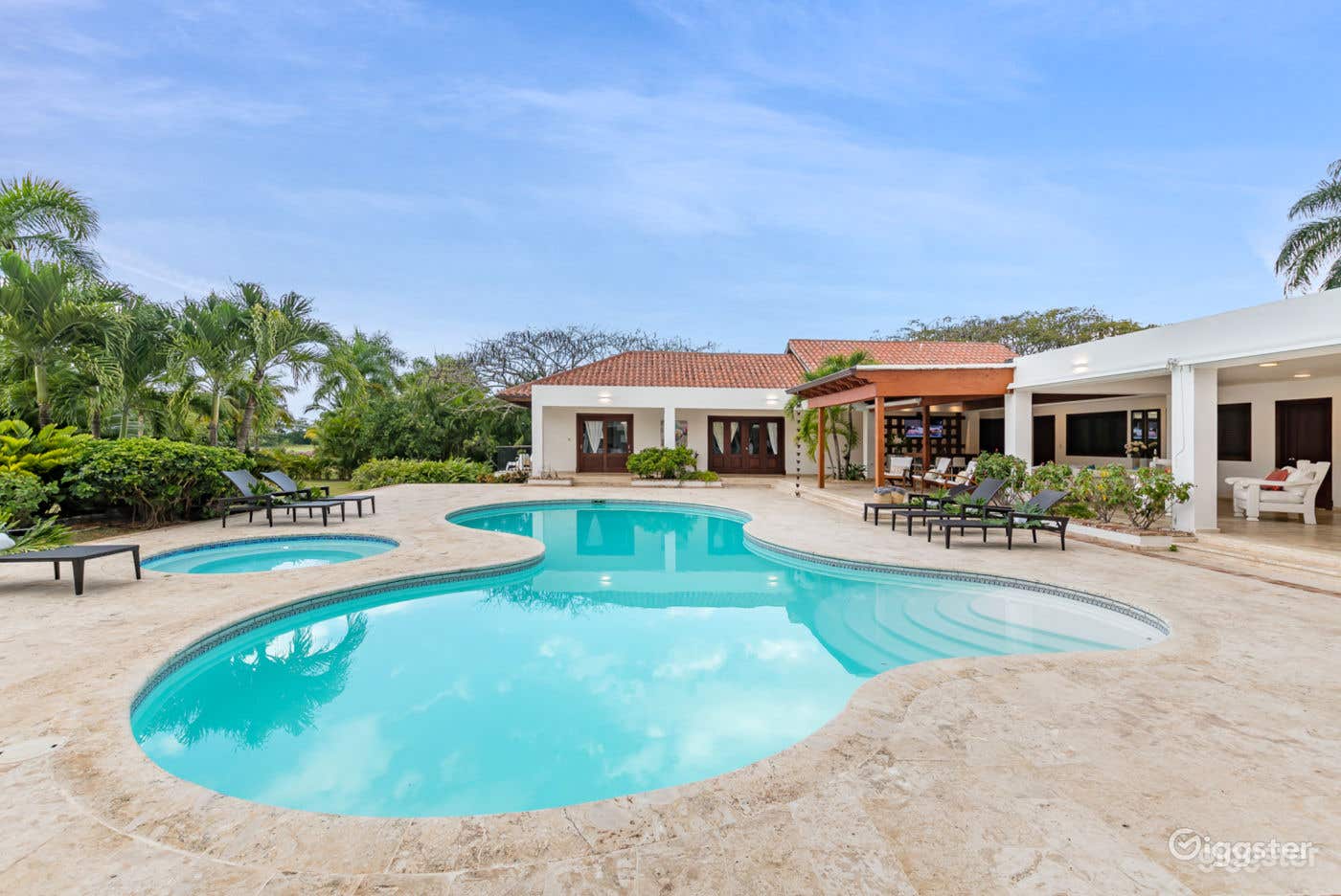 Los Mangos 11A - Swimming Pool Rental Photo 1