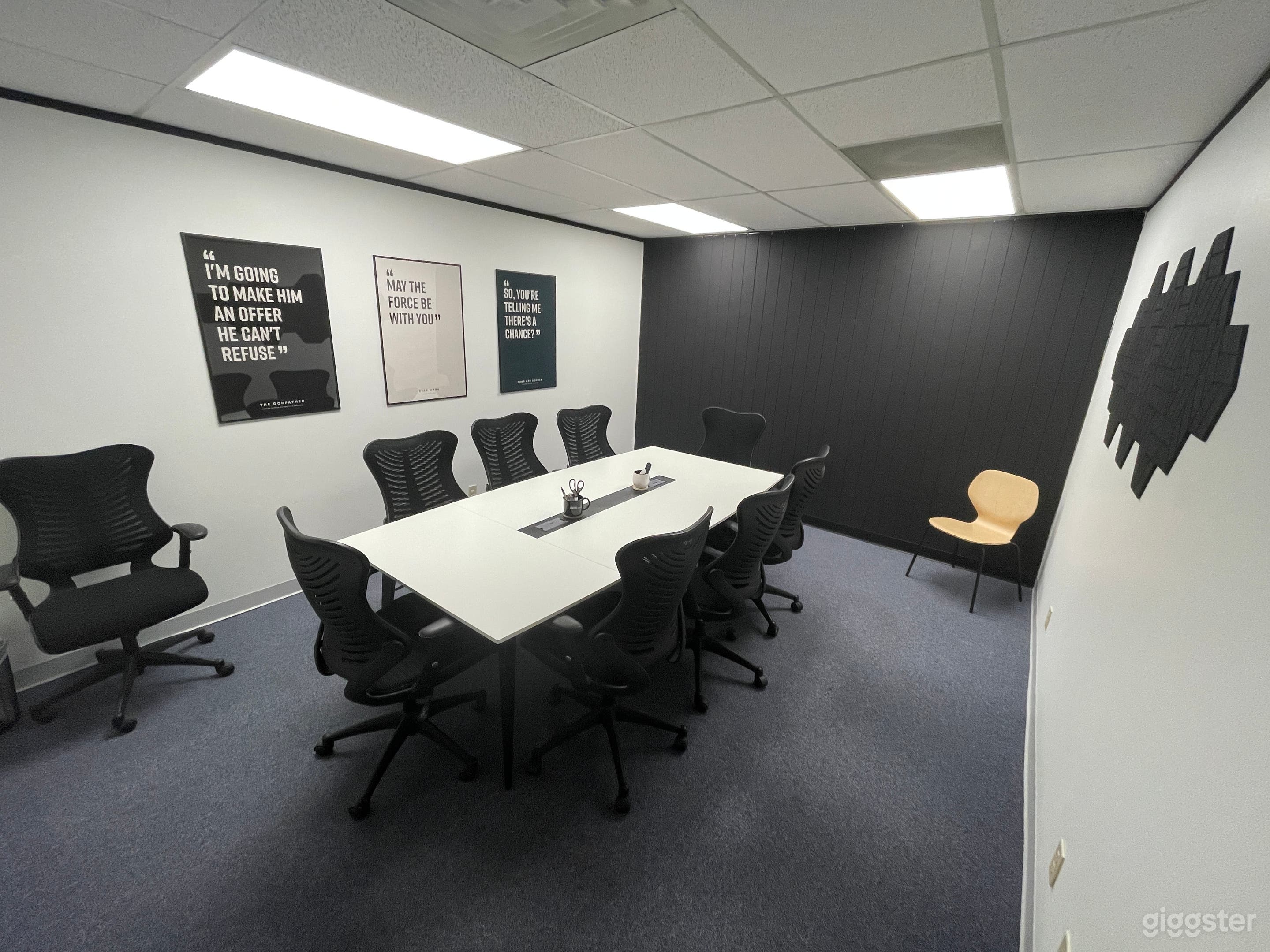 Cyclorama &amp; Warehouse Studio for Film/Photography Photo 4