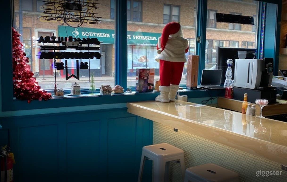 Vintage Tavern in Illinois (Full Venue Buyout) Photo 4