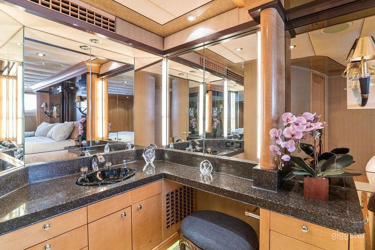  93' NORDLUND LUXURY FISHING YACHT 