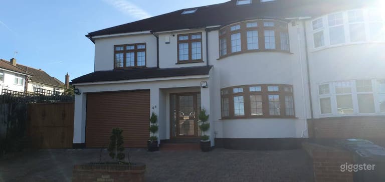  Bellissima Casa Bifamiliare 