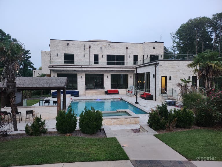  House back 