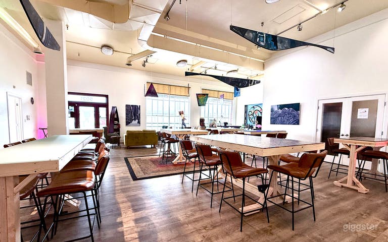  Multifunctional Art Cafe 