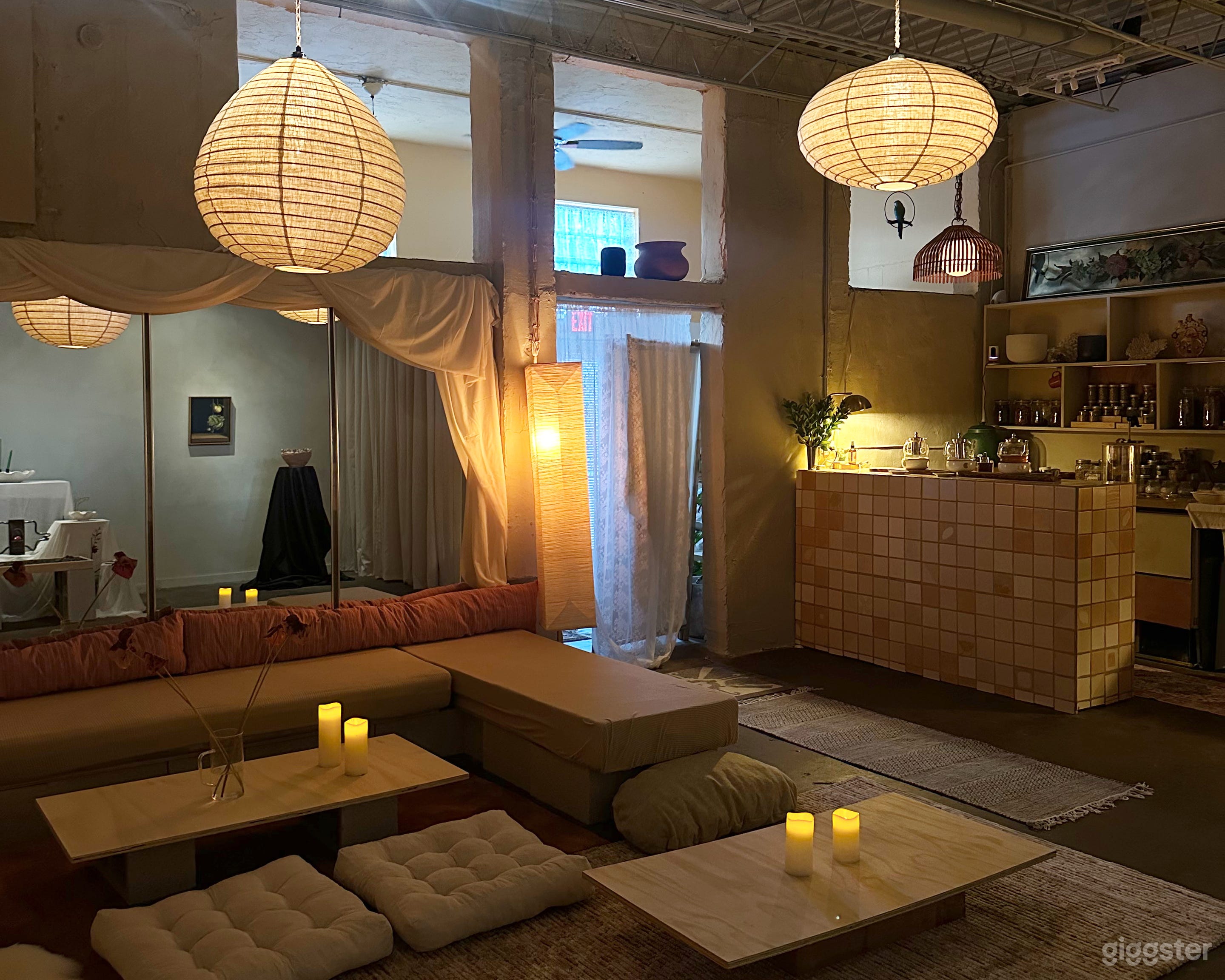 Artist Studio with Private Tropical Oasis Photo 1