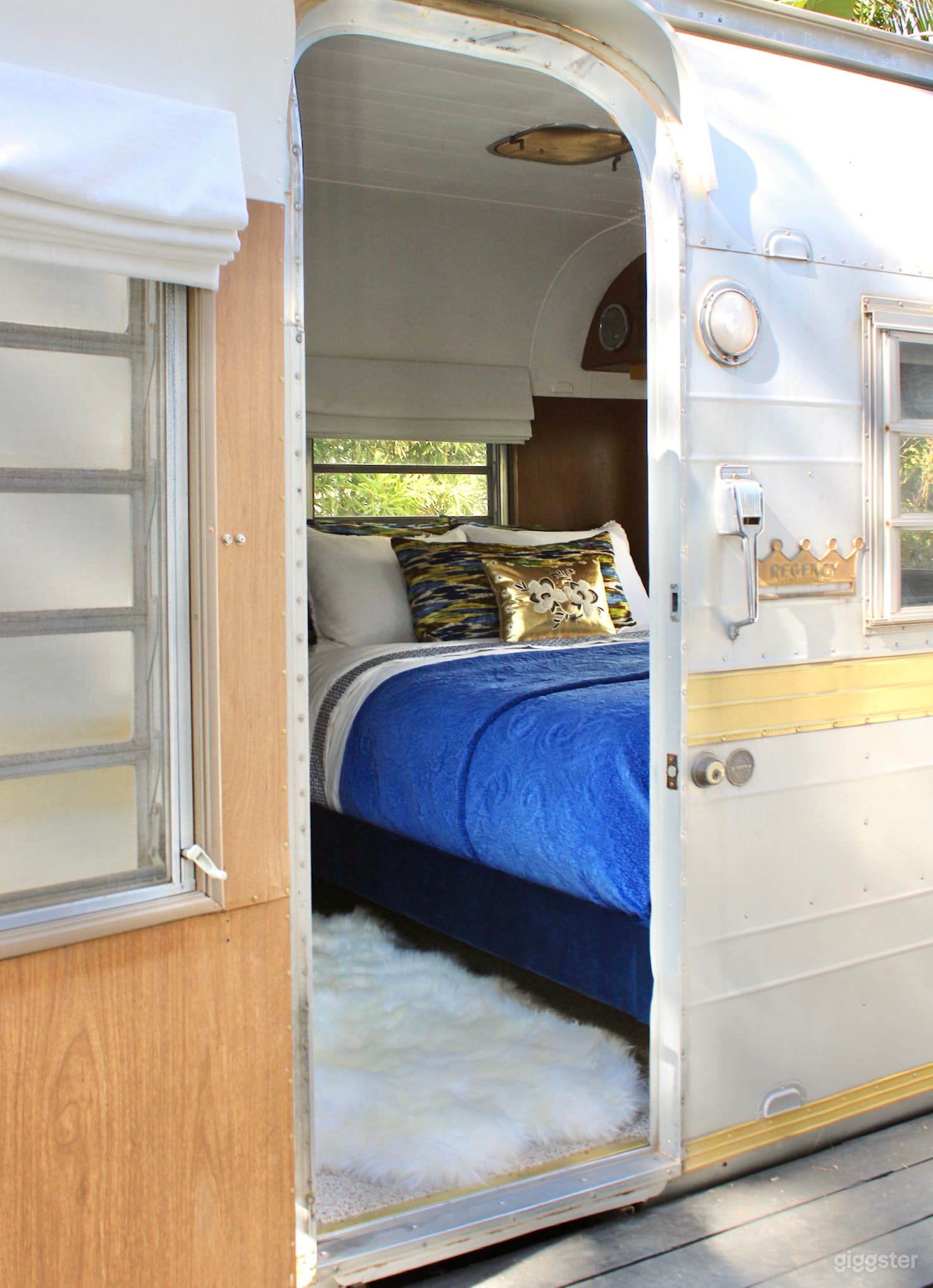 Charming Renovated | Best Airstream Glamping Photo 4