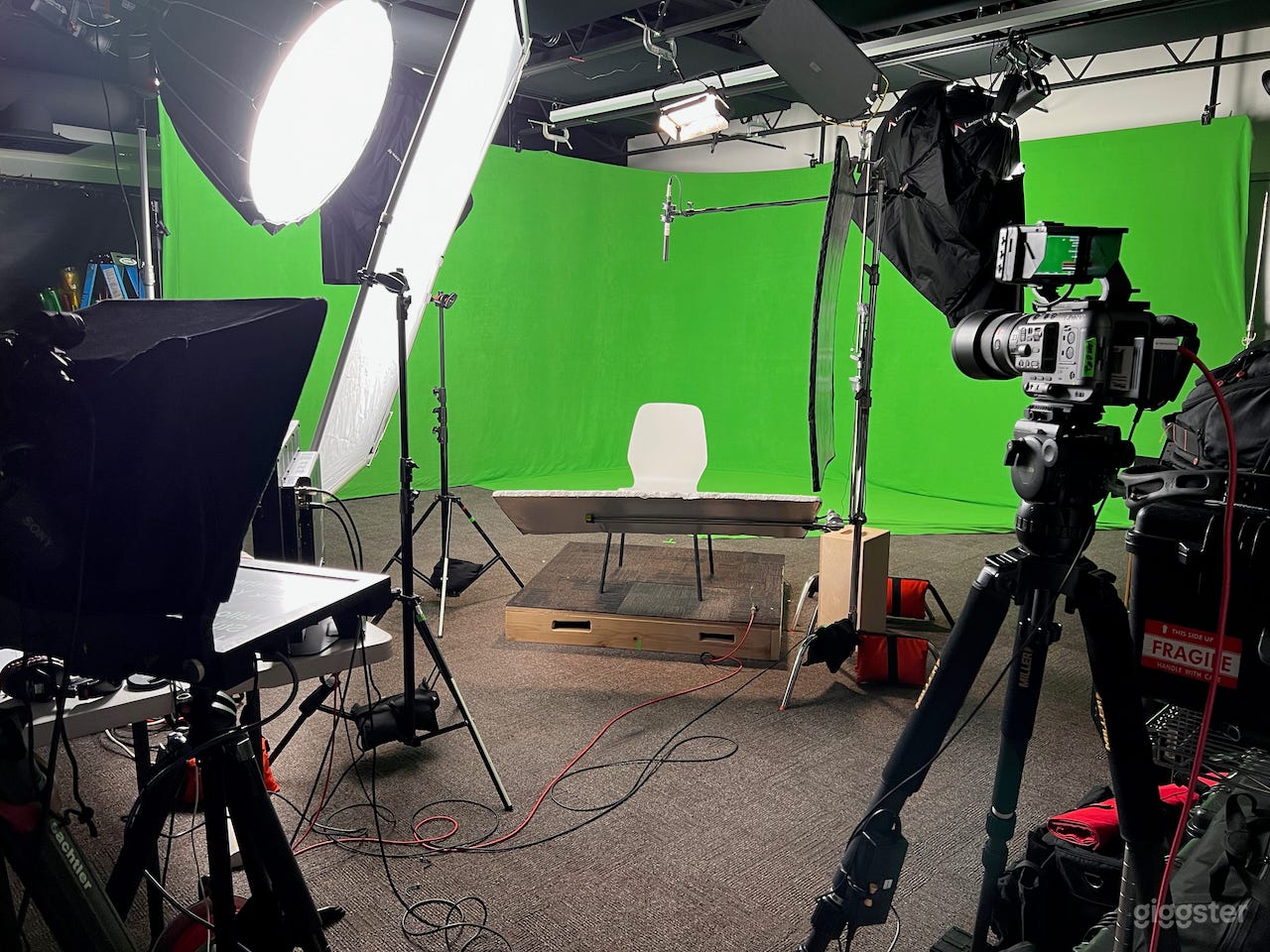 greenscreen sitting interview